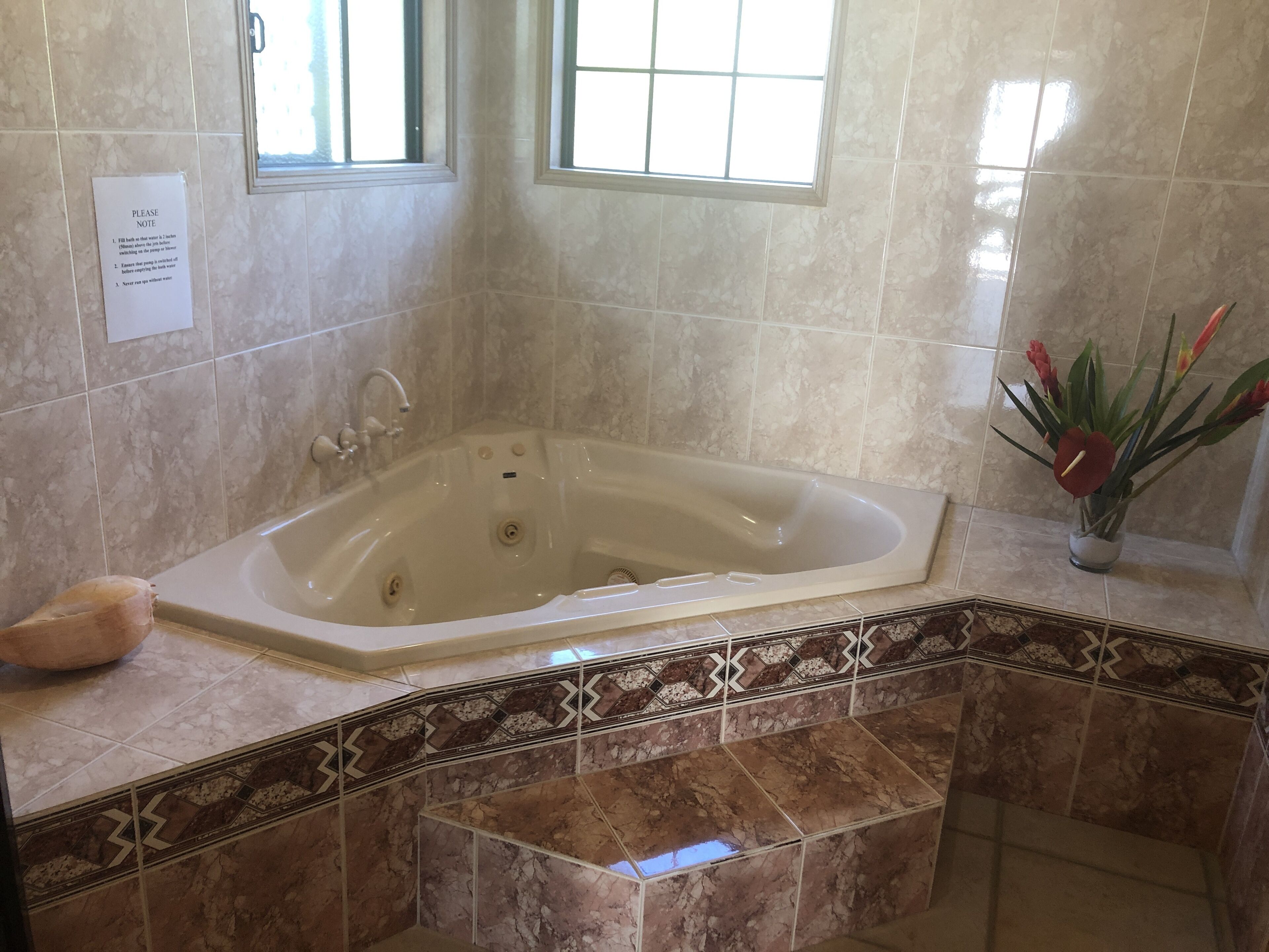 Casa Bella Vista - Luxury Beachfront Home near Great Barrier Reef — image 14