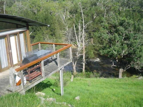 Off the Grid Eco Lodge