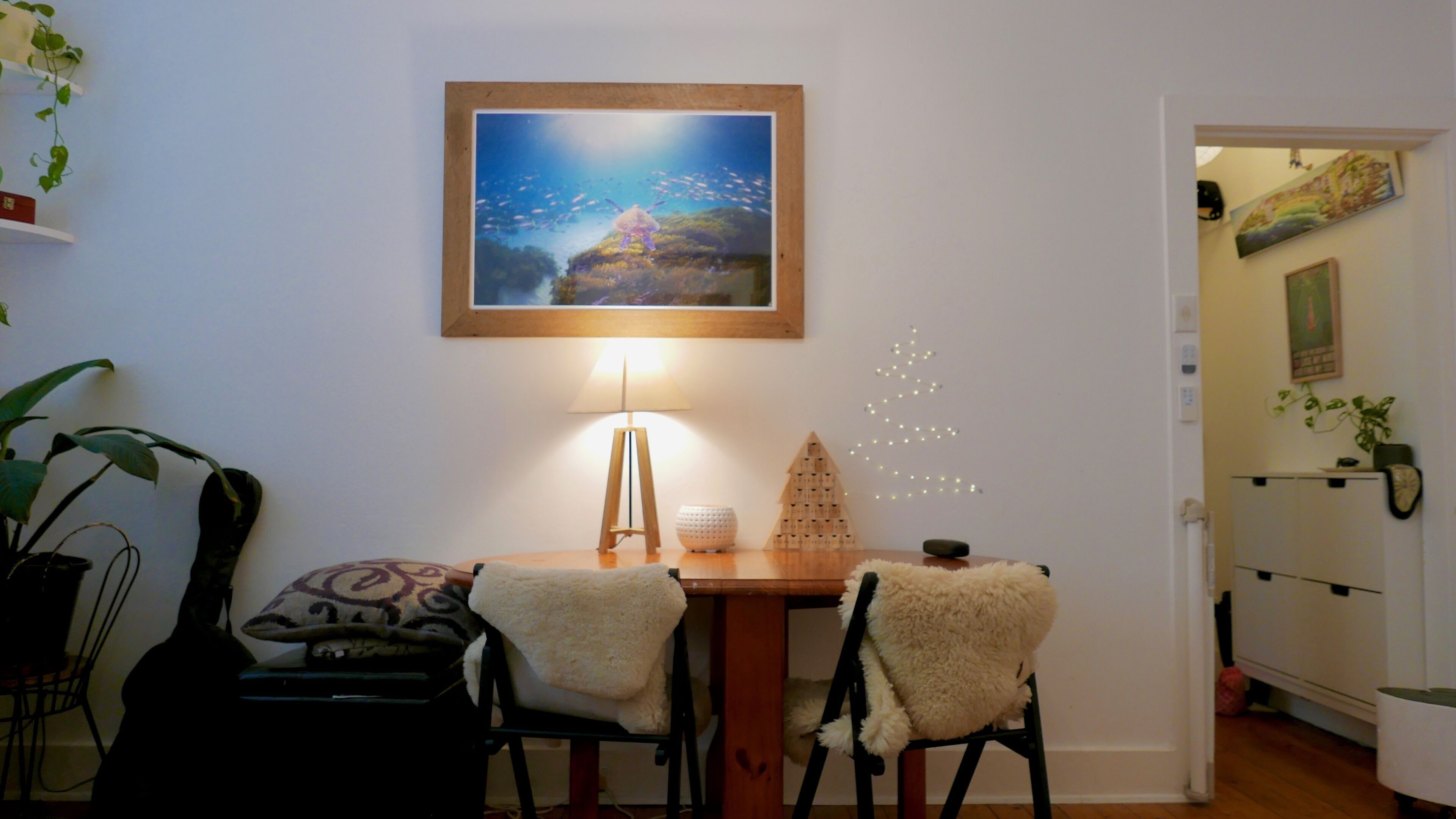 Stroll to the sands of Bondi Beach