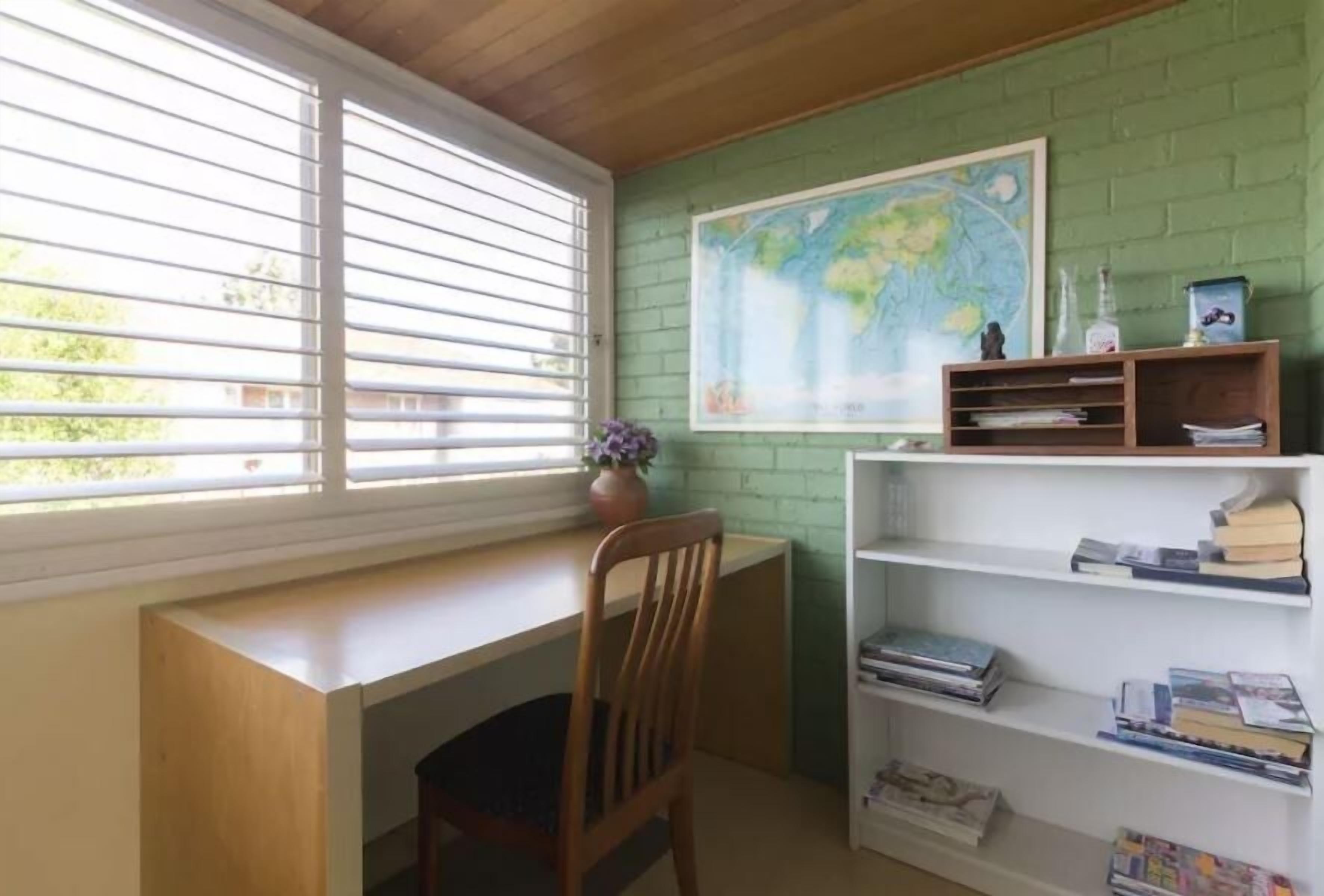 B9 Walk to UWA close to SCGH & CBD — image 7