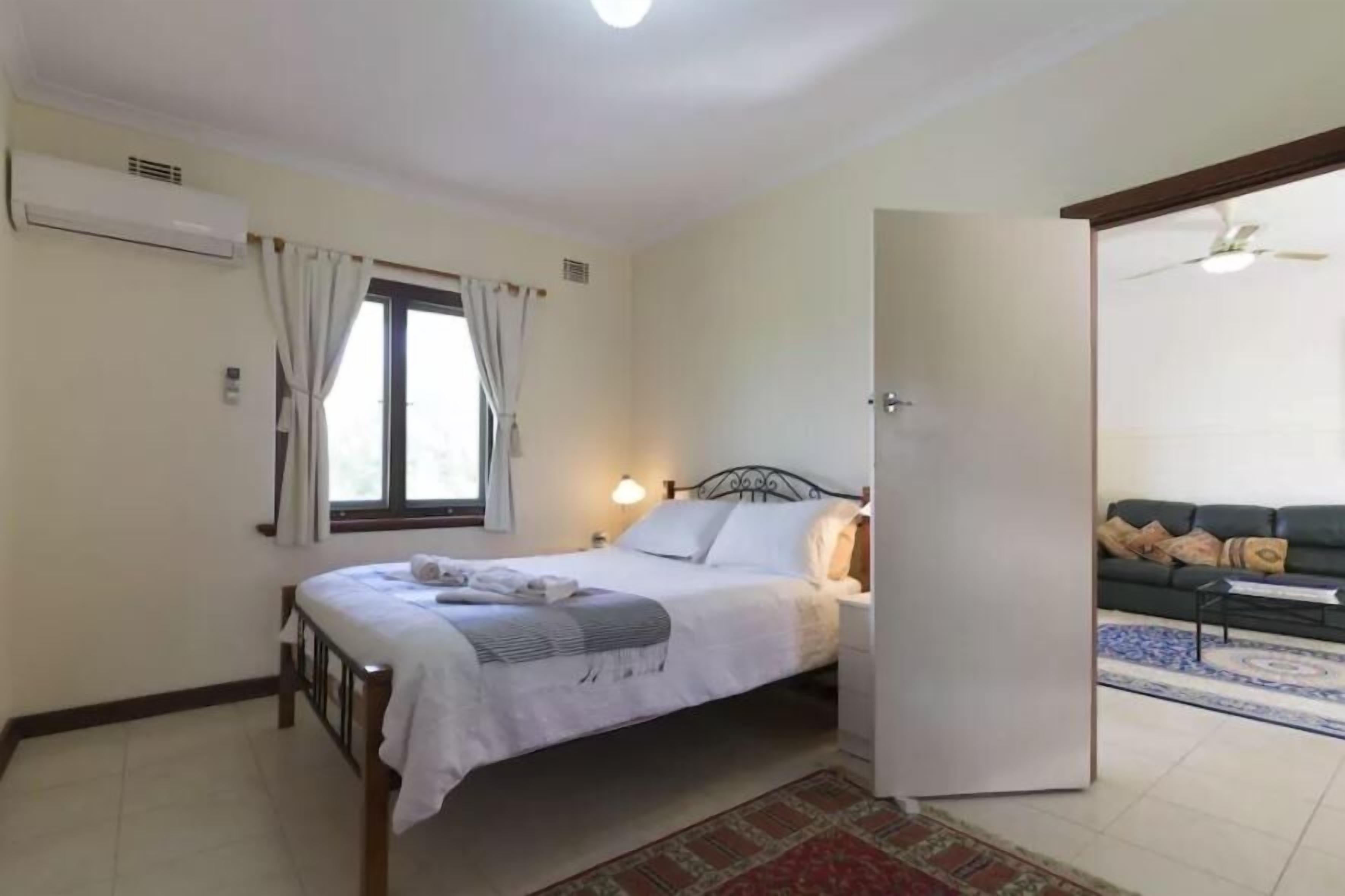 B9 Walk to UWA close to SCGH & CBD — image 9