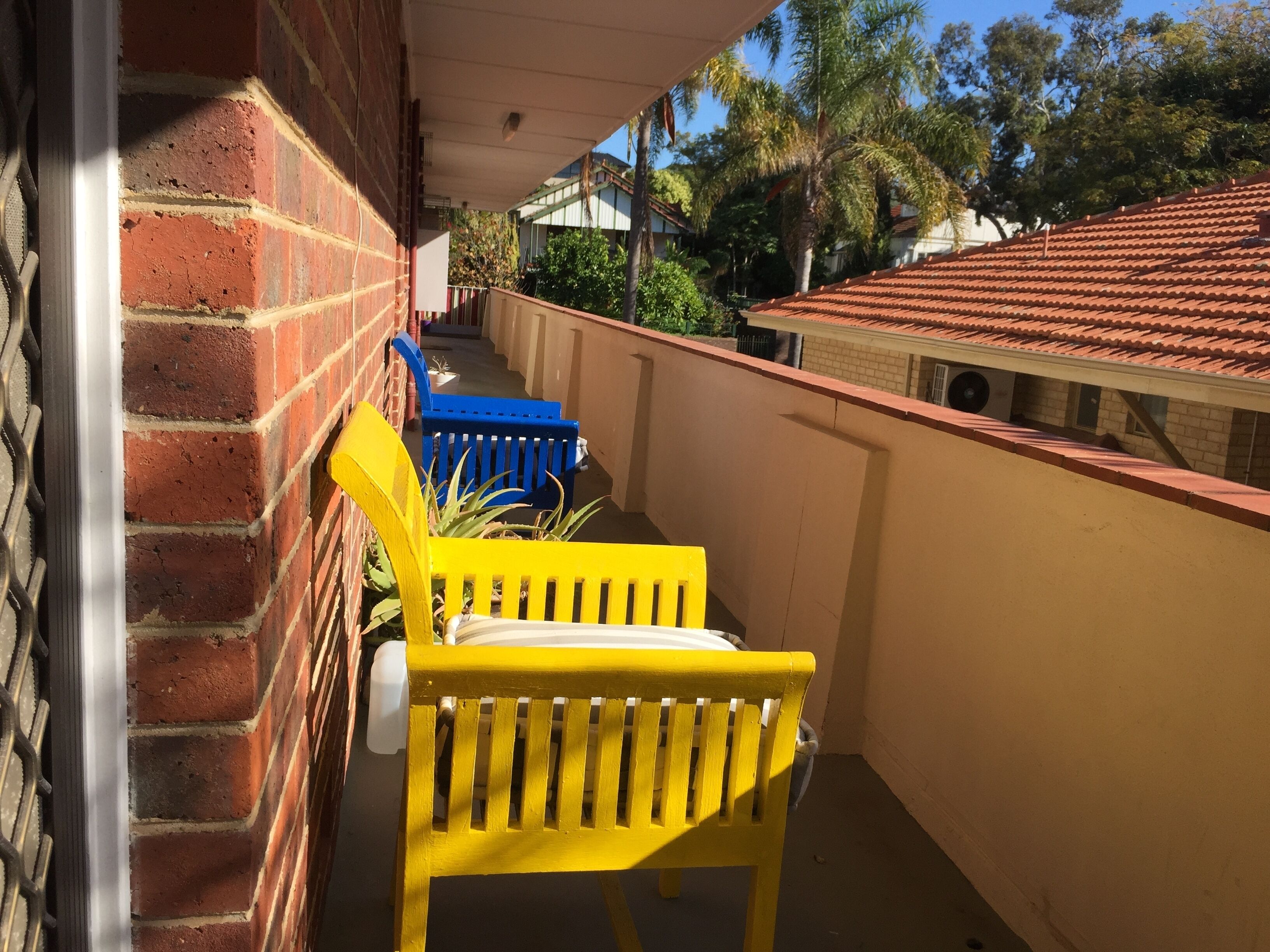 B9 Walk to UWA close to SCGH & CBD — image 19