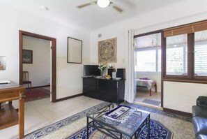 2 Schlafzimmer, Bügeleisen/Bügelbrett, kostenloses WLAN, Bettwäsche