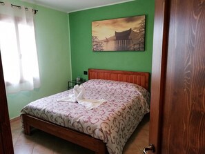 Standard-Doppelzimmer | Schreibtisch, kostenloses WLAN