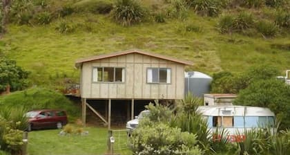 Omamari Beach / Kai iwi sjöar / Kauri skog