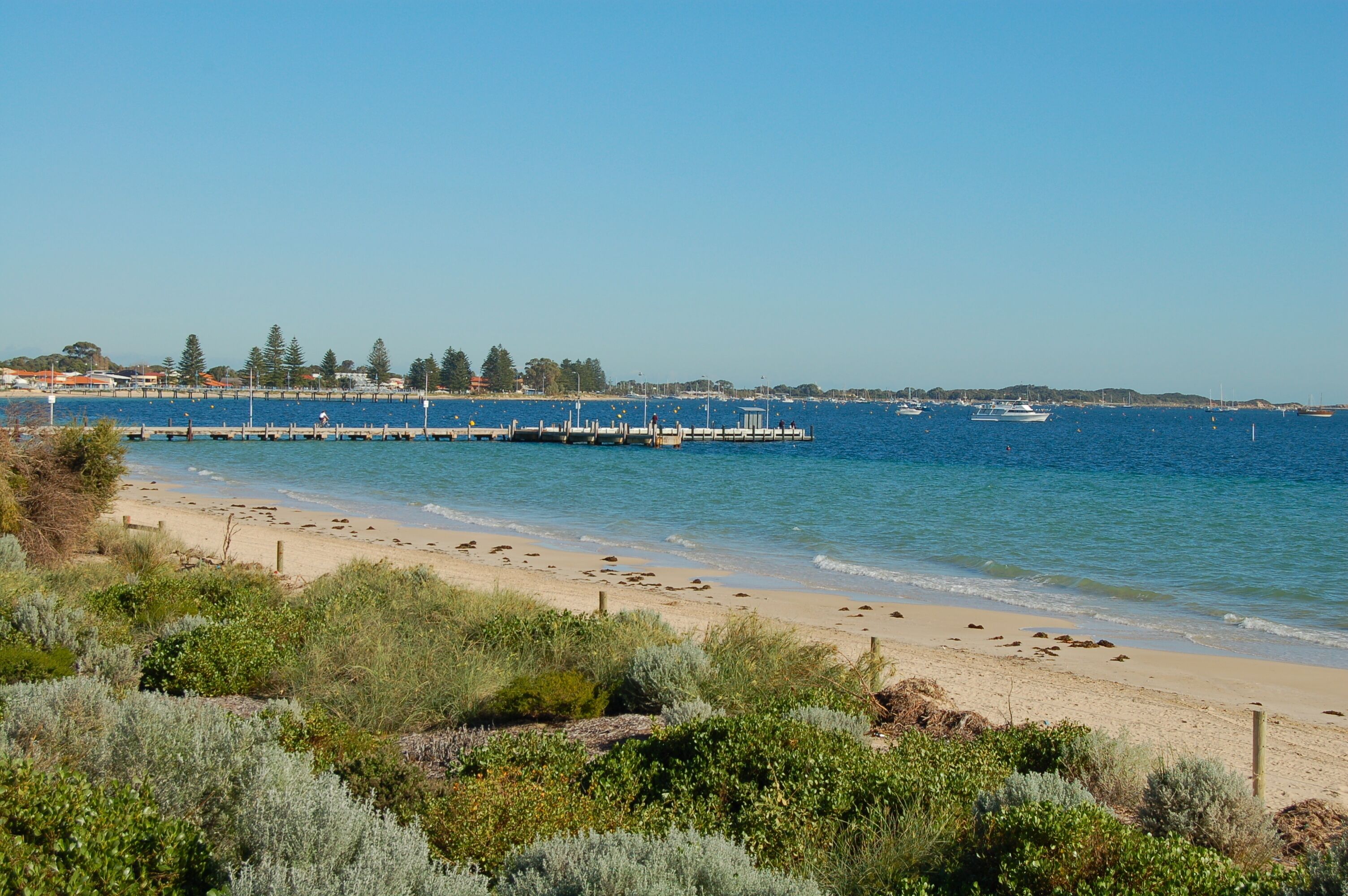 Seaview on Kent.....a beachside gem. — image 17