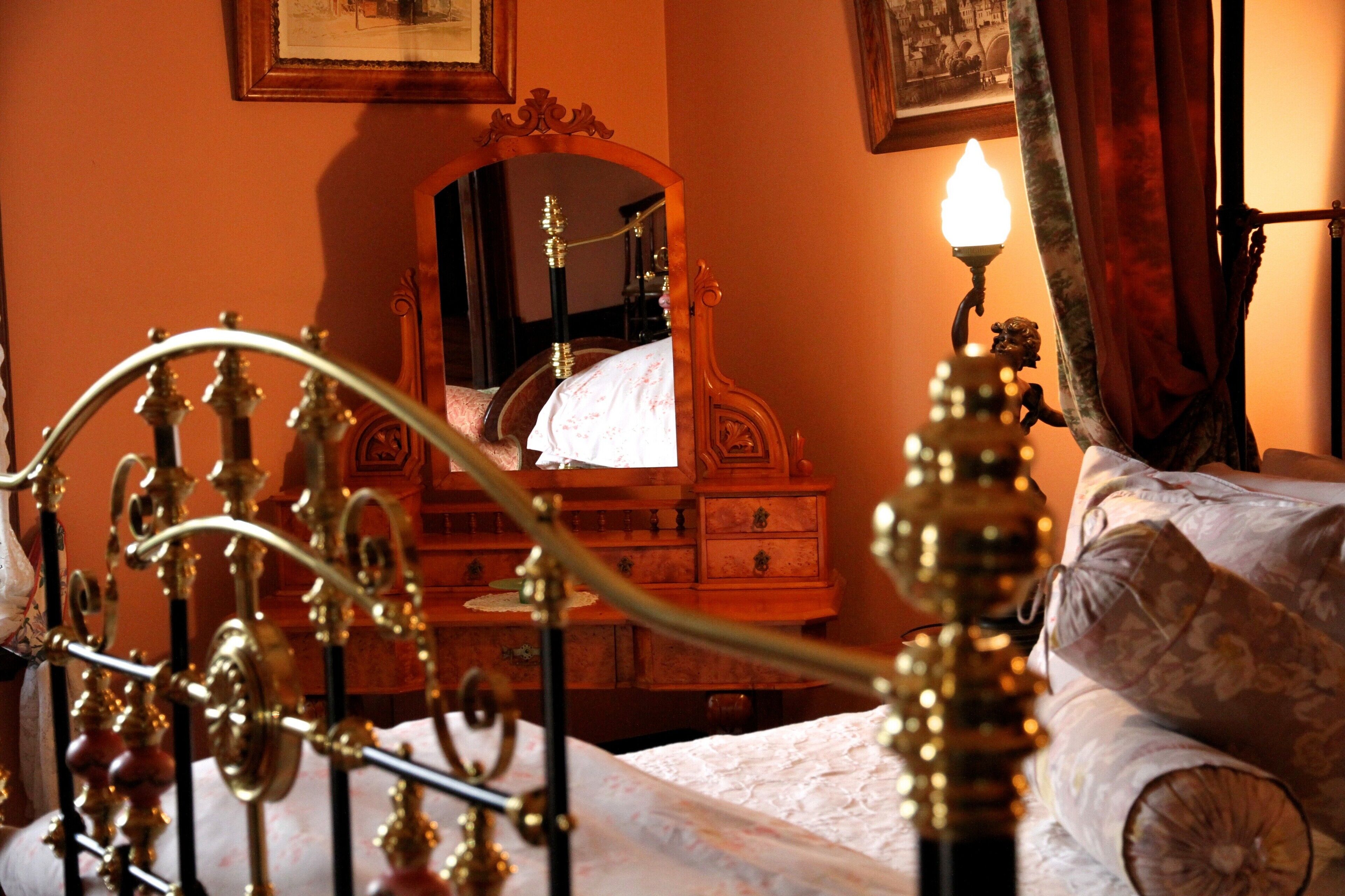 Viva Music Apartment - Buxton Mansion — image 3