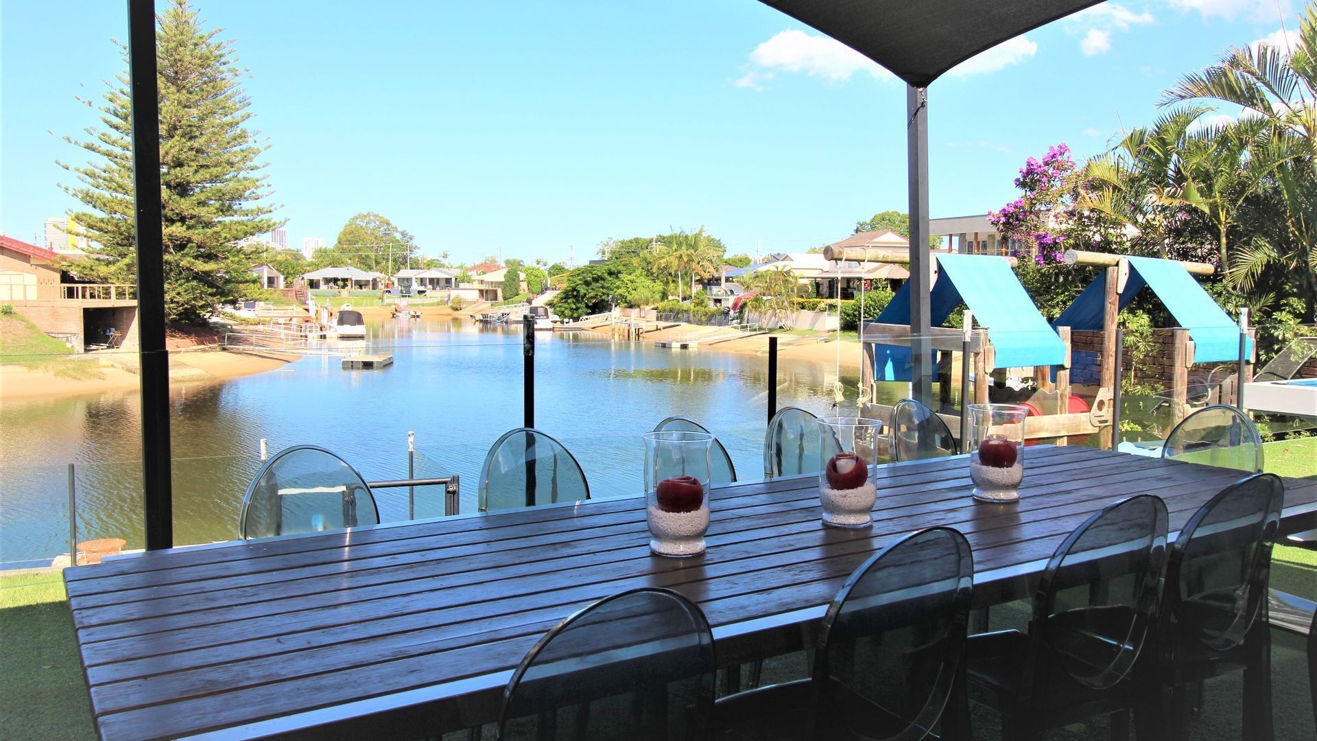 ^^ Waterfront ^^ Broadbeach Accommodation - PET FRIENDLY — image 22