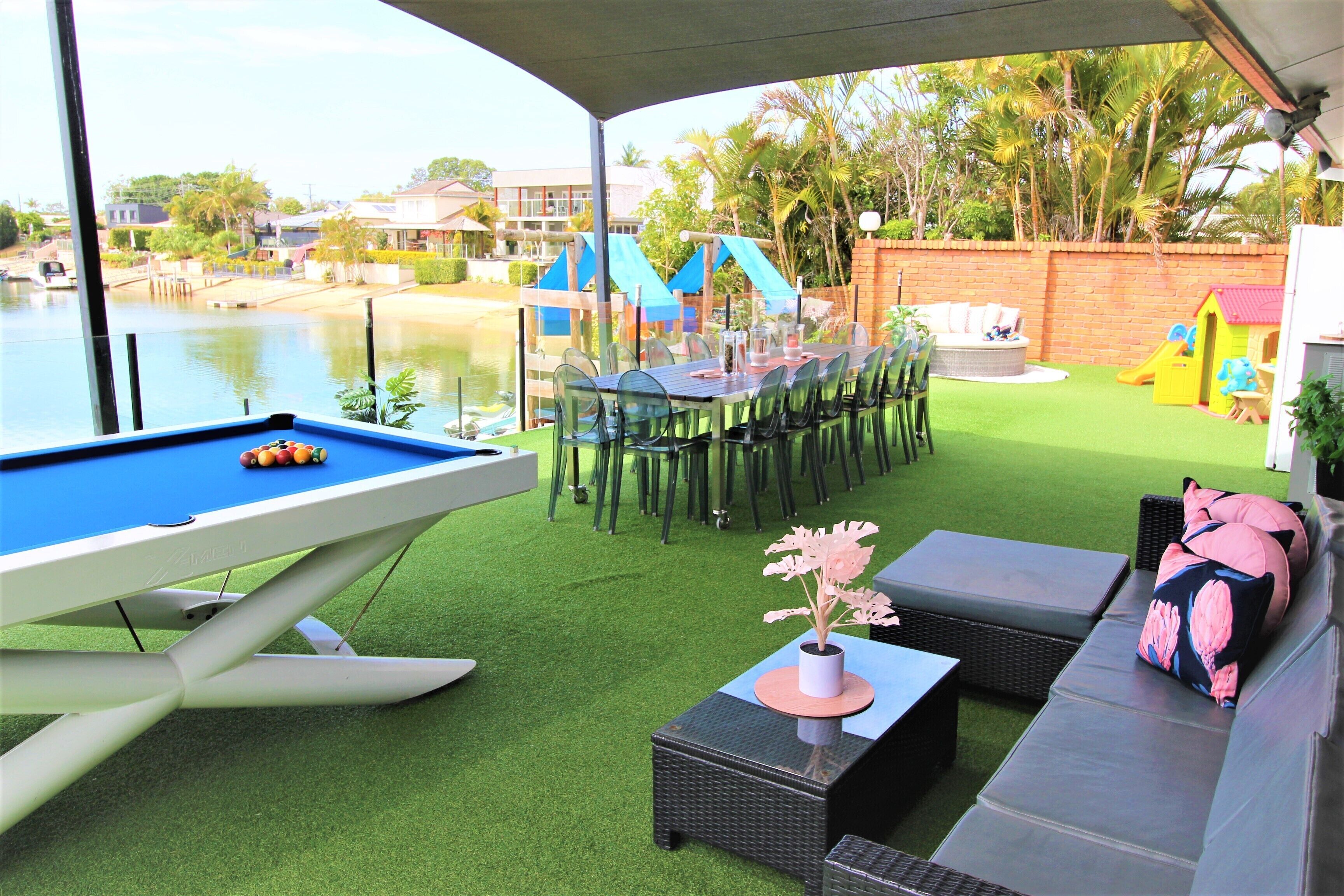 ^^ Waterfront ^^ Broadbeach Accommodation - PET FRIENDLY — image 26