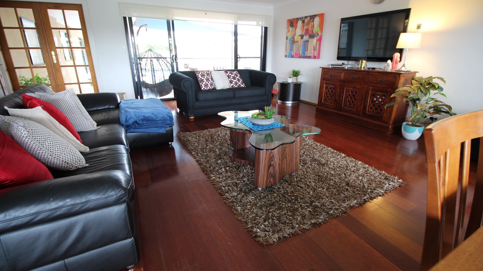 ^^ Waterfront ^^ Broadbeach Accommodation - PET FRIENDLY — image 17