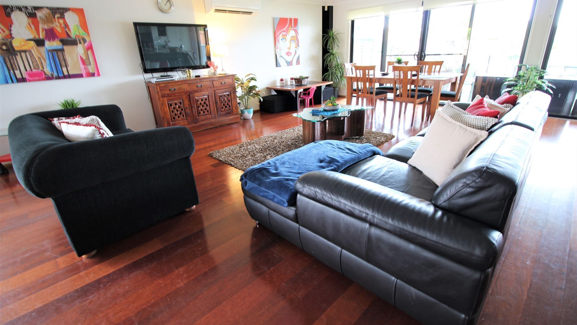 ^^ Waterfront ^^ Broadbeach Accommodation - PET FRIENDLY — image 23