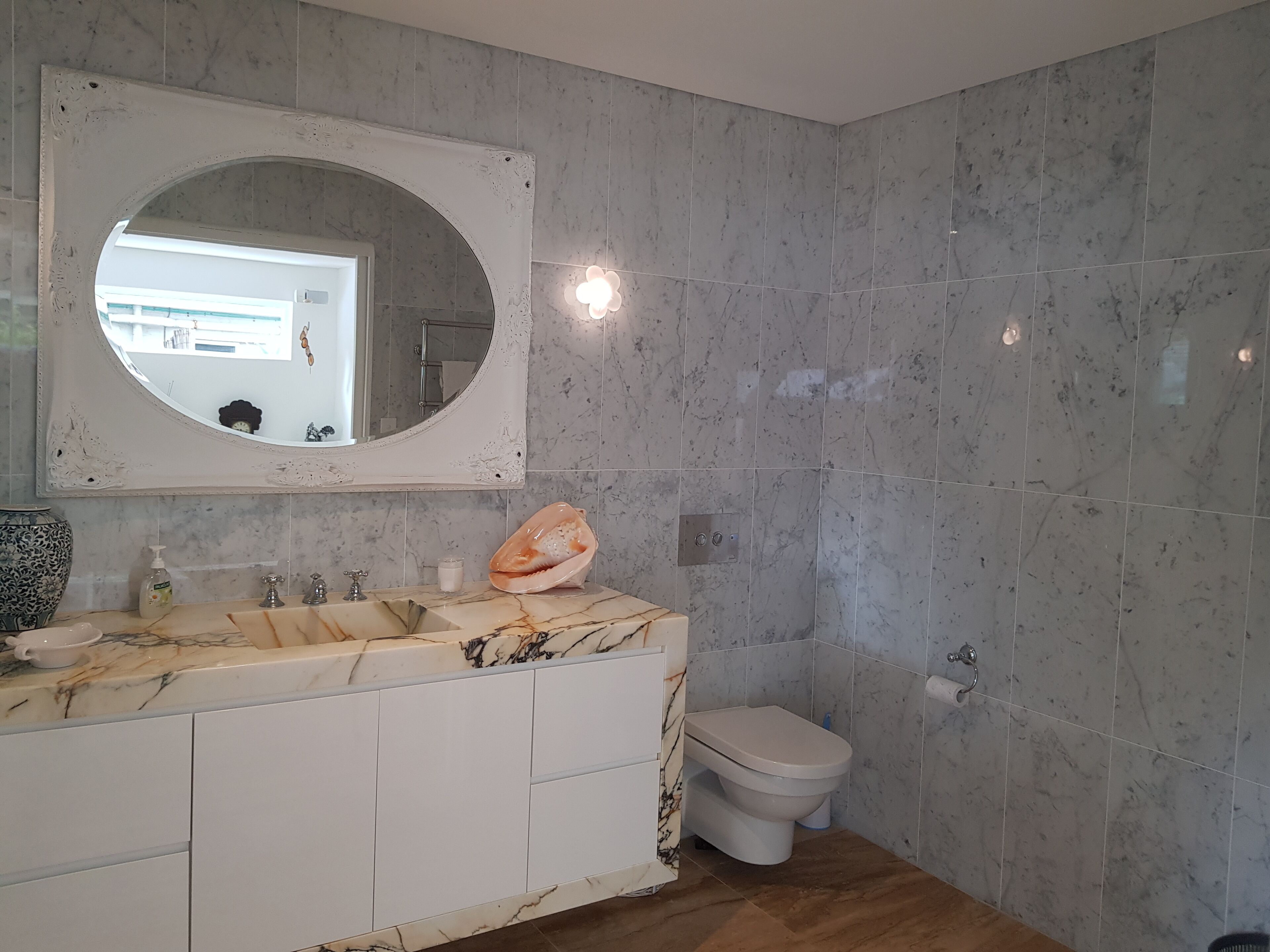 Fantastic Modern Beach House with Sensational Ocean Views & large in ground Pool — image 15