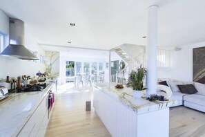 Interior - Fantastic Modern Beach House with Sensational Ocean Views & large in ground Pool (North Curl Curl)