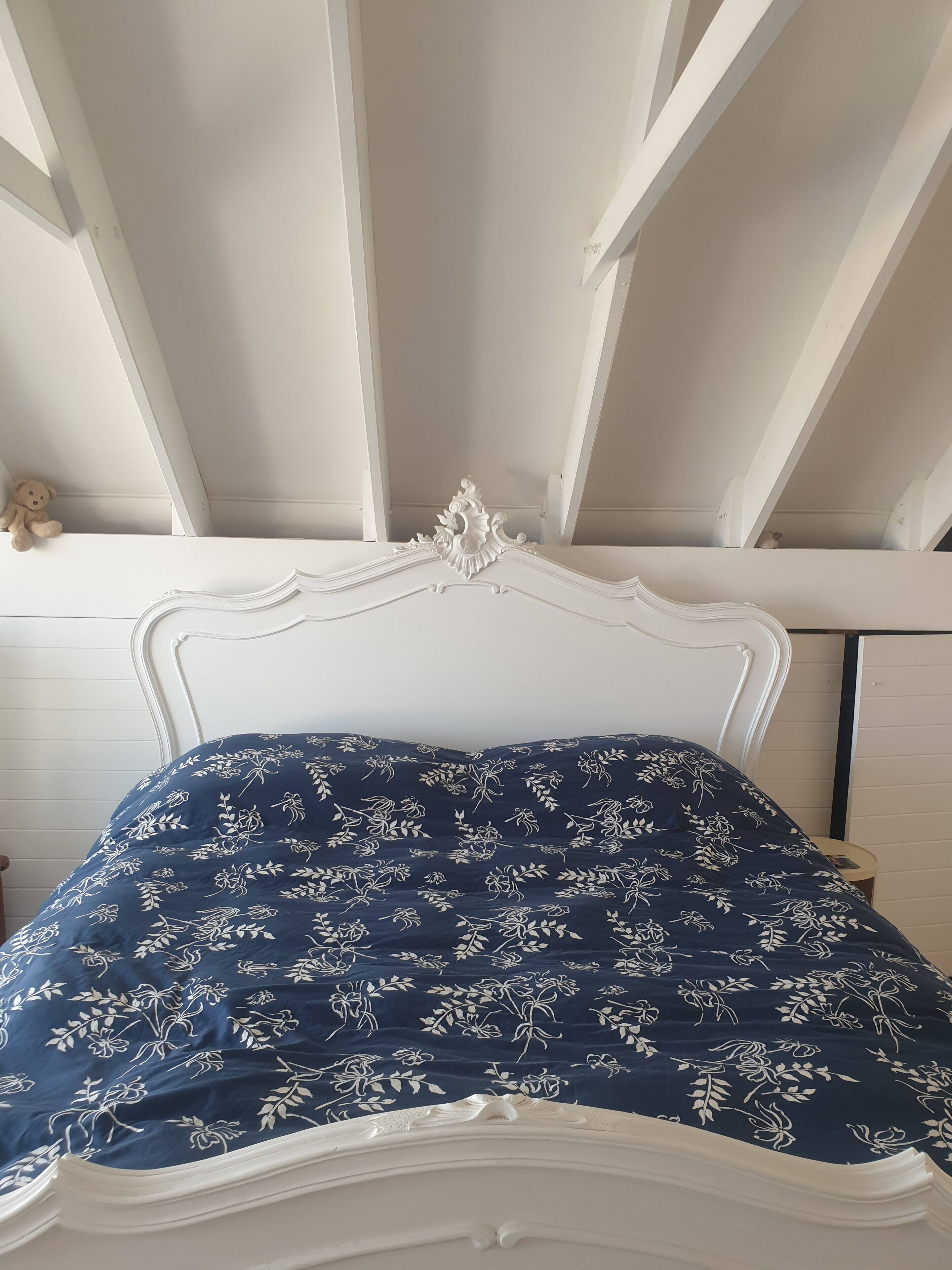 Fantastic Modern Beach House with Sensational Ocean Views & large in ground Pool — image 22