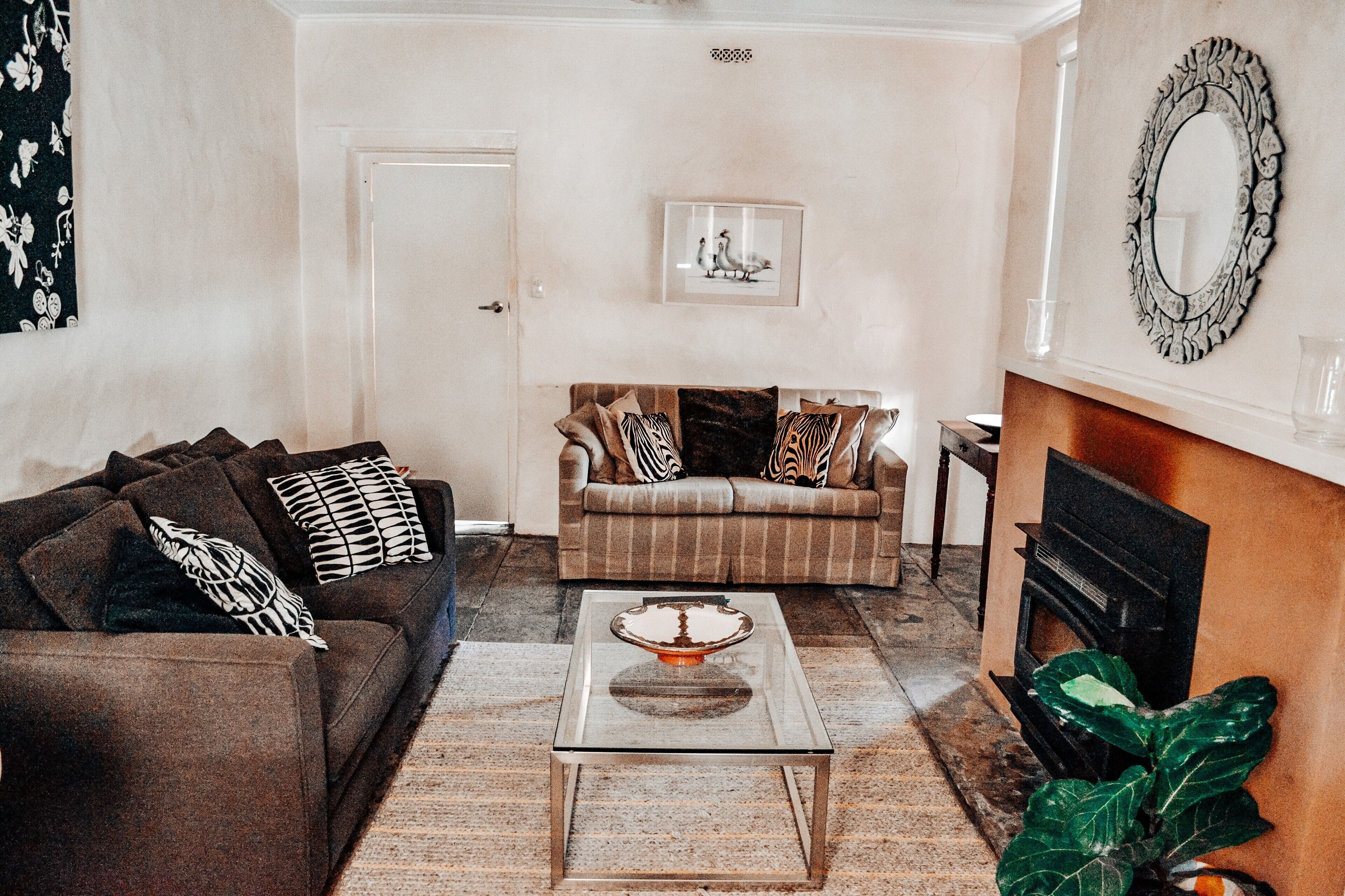 Hughes Park Cottage- peaceful serene getaway