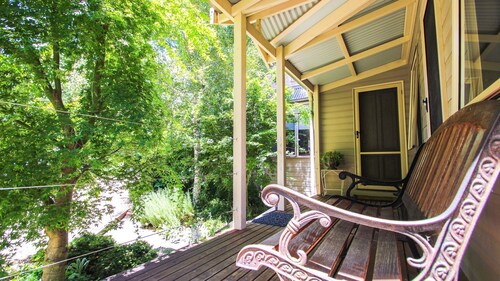 ALPINE ARNICA COTTAGE 2: Harrietville