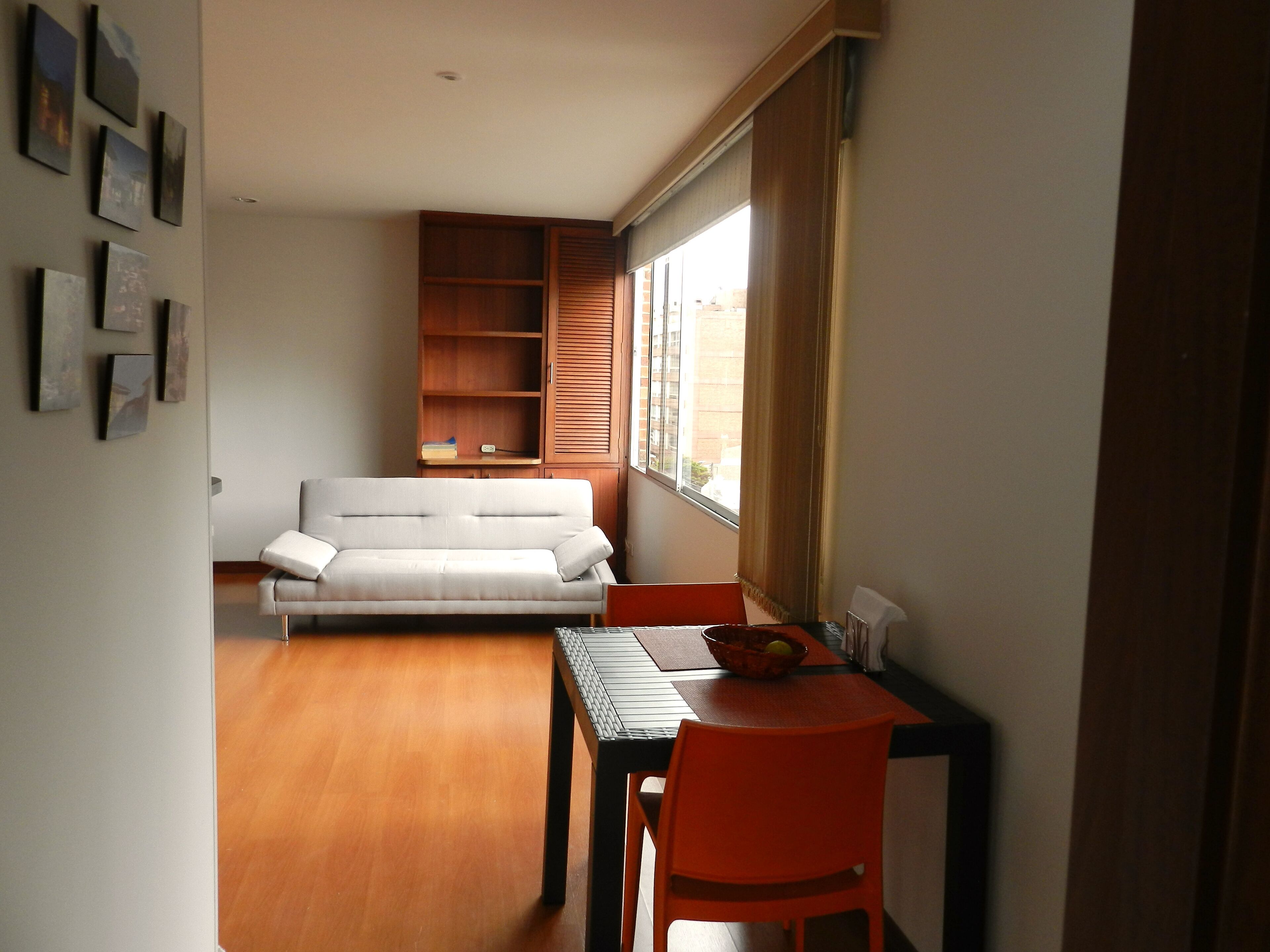 Park 93 neighborhood Cozy Flat