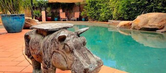 Vatu Sanctuary - The Bure (1 bedroom spa with private entrance and garden)