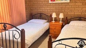 3 chambres, fer et planche Ă repasser, Wi-Fi gratuit, draps fournis