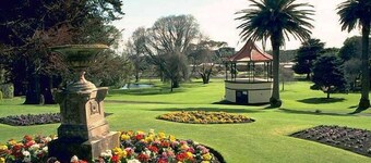 "..JAMIESON COTTAGE..a couples retreat"