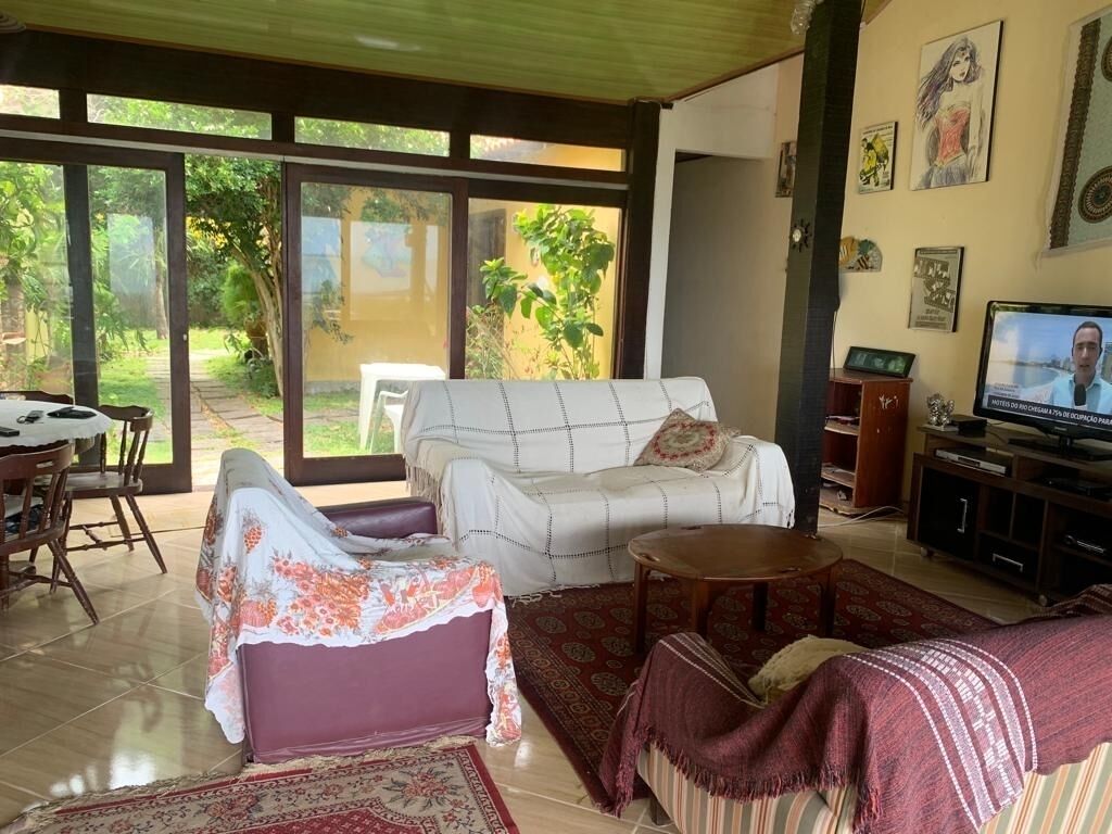 Wonderful house located on the edge of the Araruama Lagoon