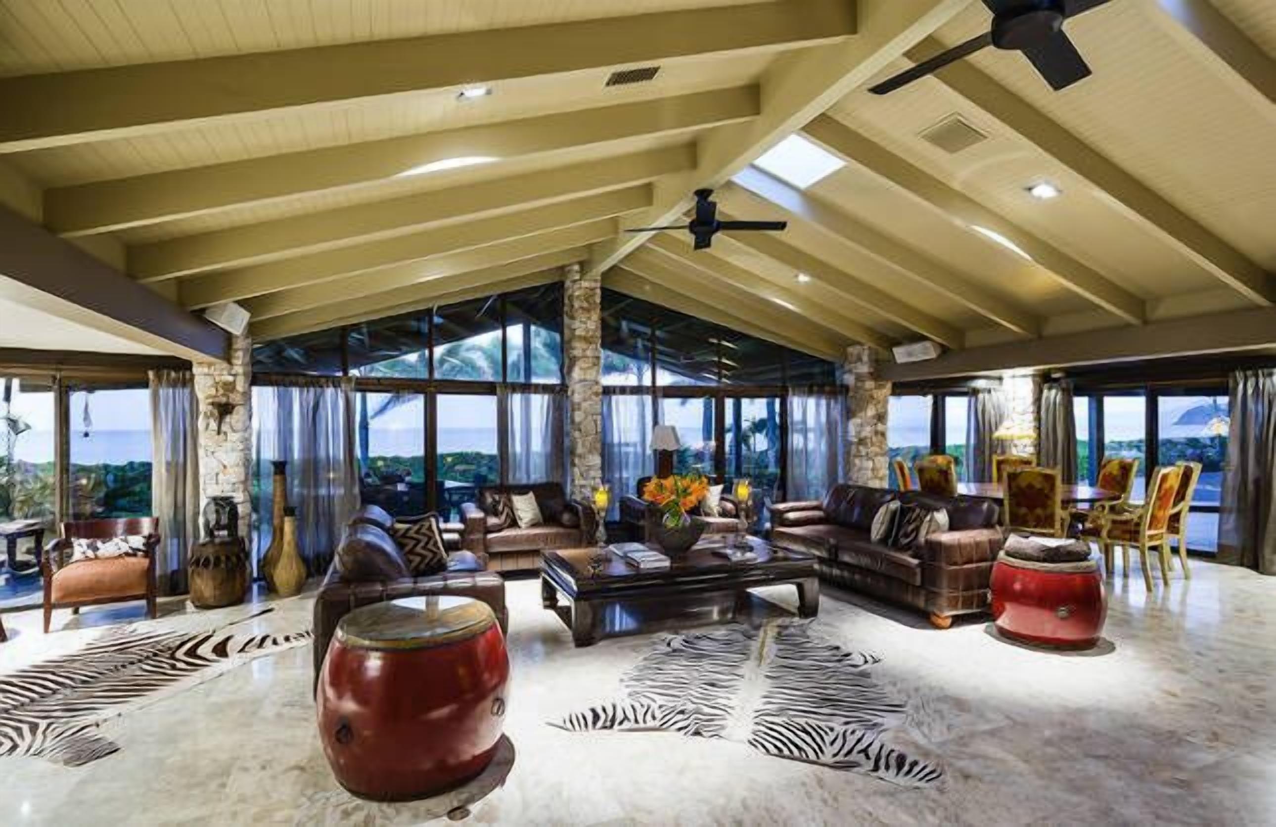 Trinity Beach Palace — image 6