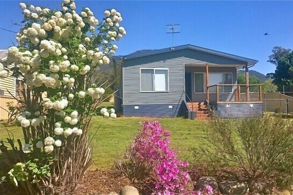 KVH PANORAMA GUEST HOUSE