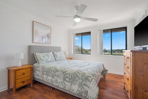 2 bedrooms, iron/ironing board, free WiFi