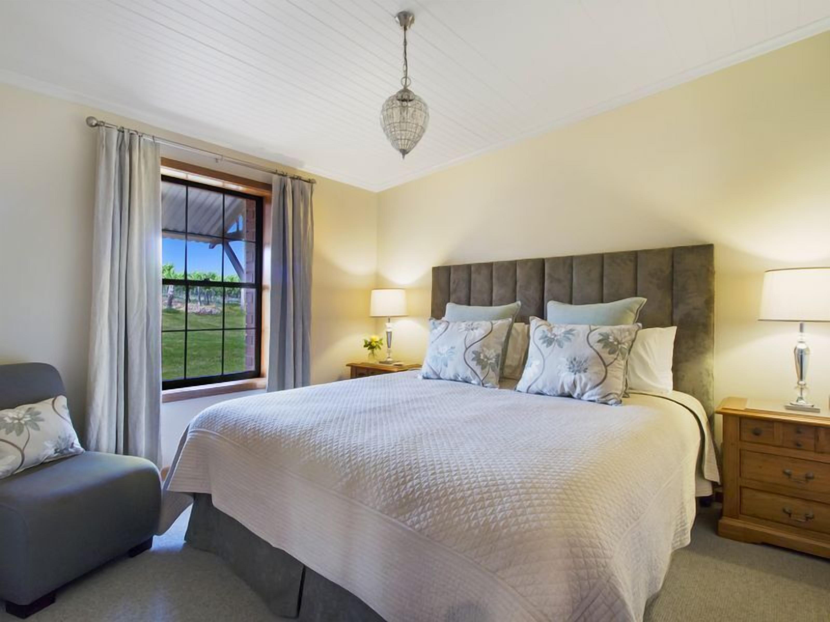 Stonewell Cottages and Vineyards — image 10