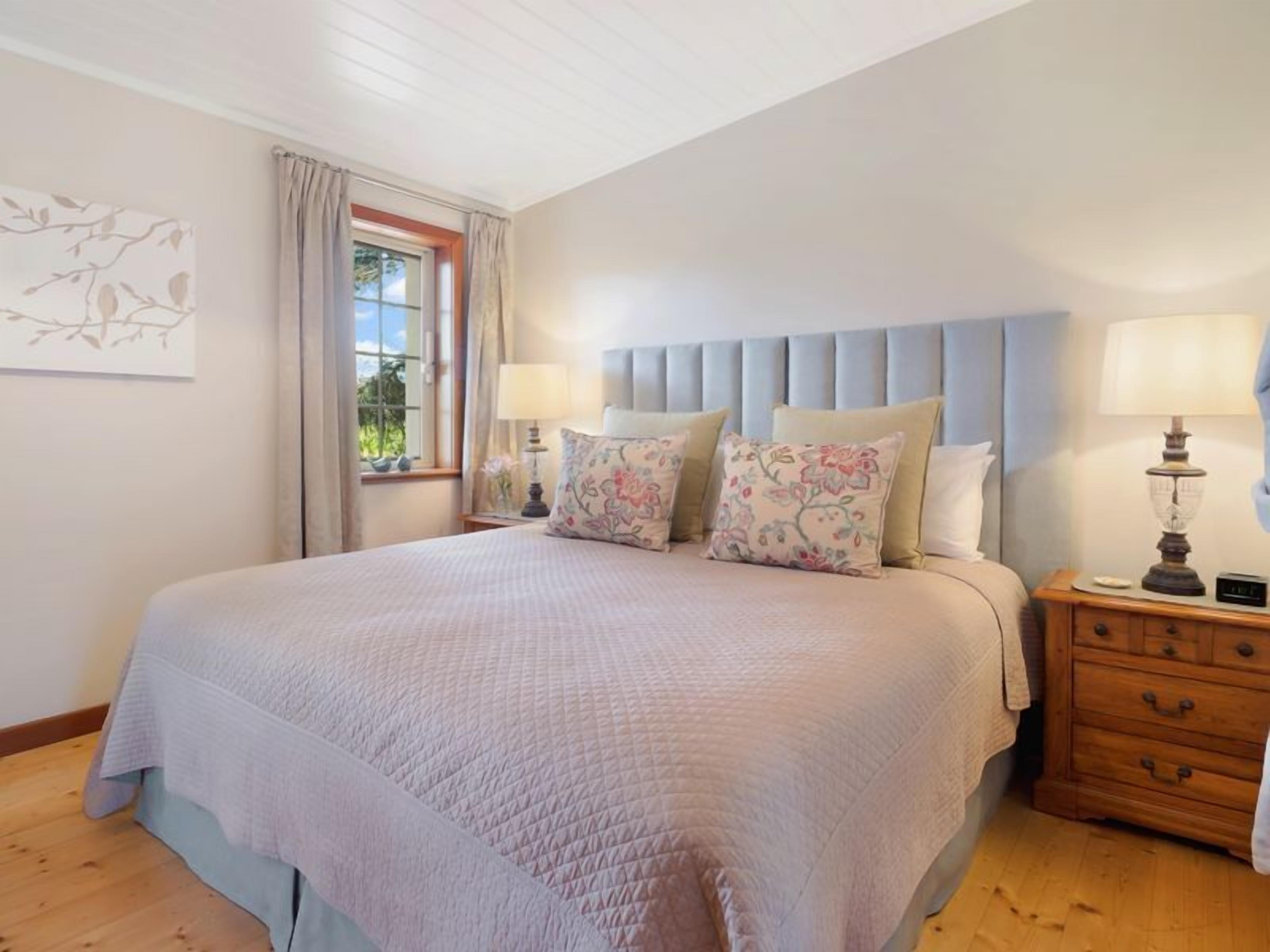 Stonewell Cottages and Vineyards — image 6