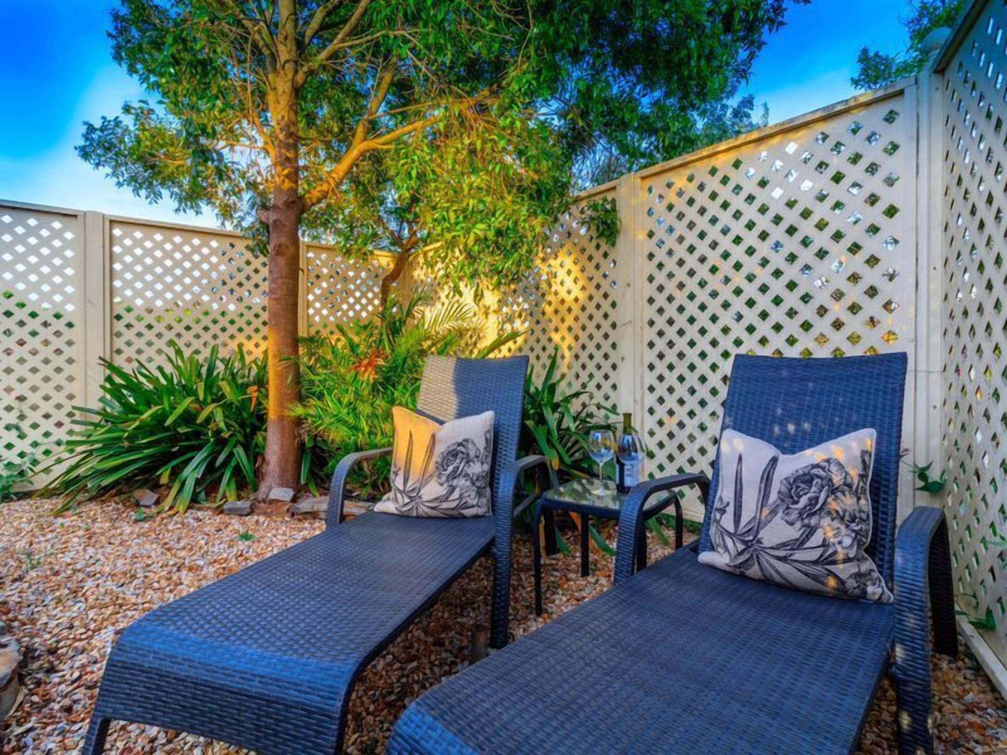 Stonewell Cottages and Vineyards — image 2