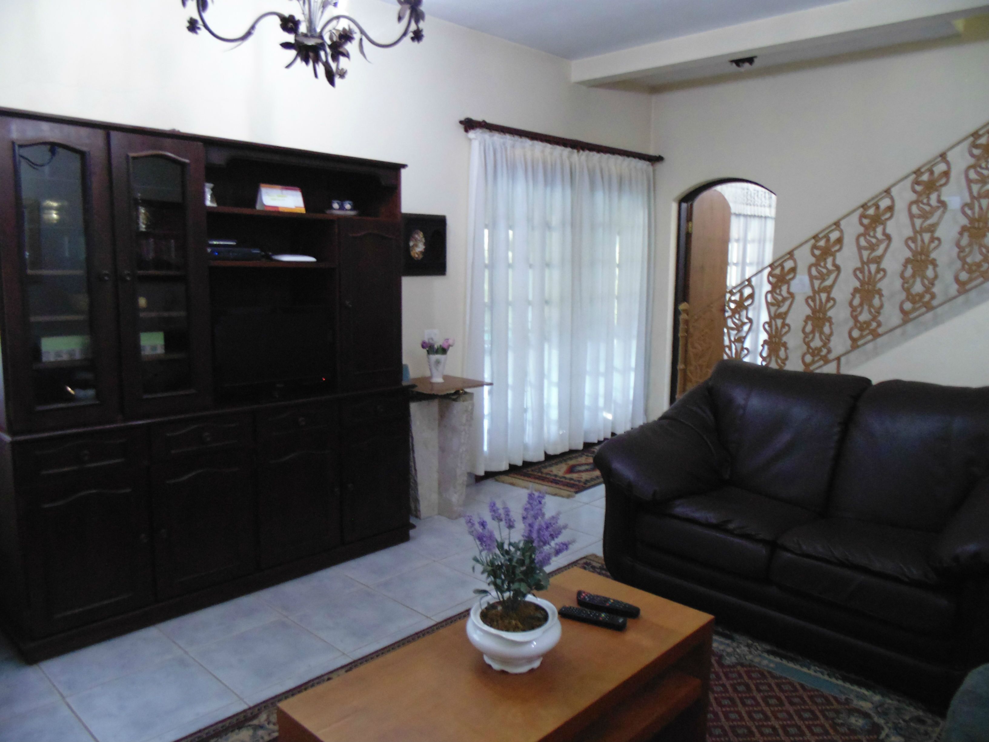 Beautiful in the middle of nature! Piccolo Mondo Ophelia Chacara (5km Rod. Fernao Dias)