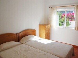 3 bedrooms, iron/ironing board, travel cot, WiFi
