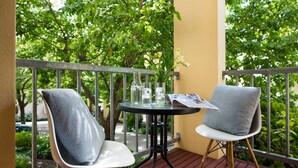 Property grounds - Courthouse Merindah - Villa in Town Centre (DAYLESFORD)