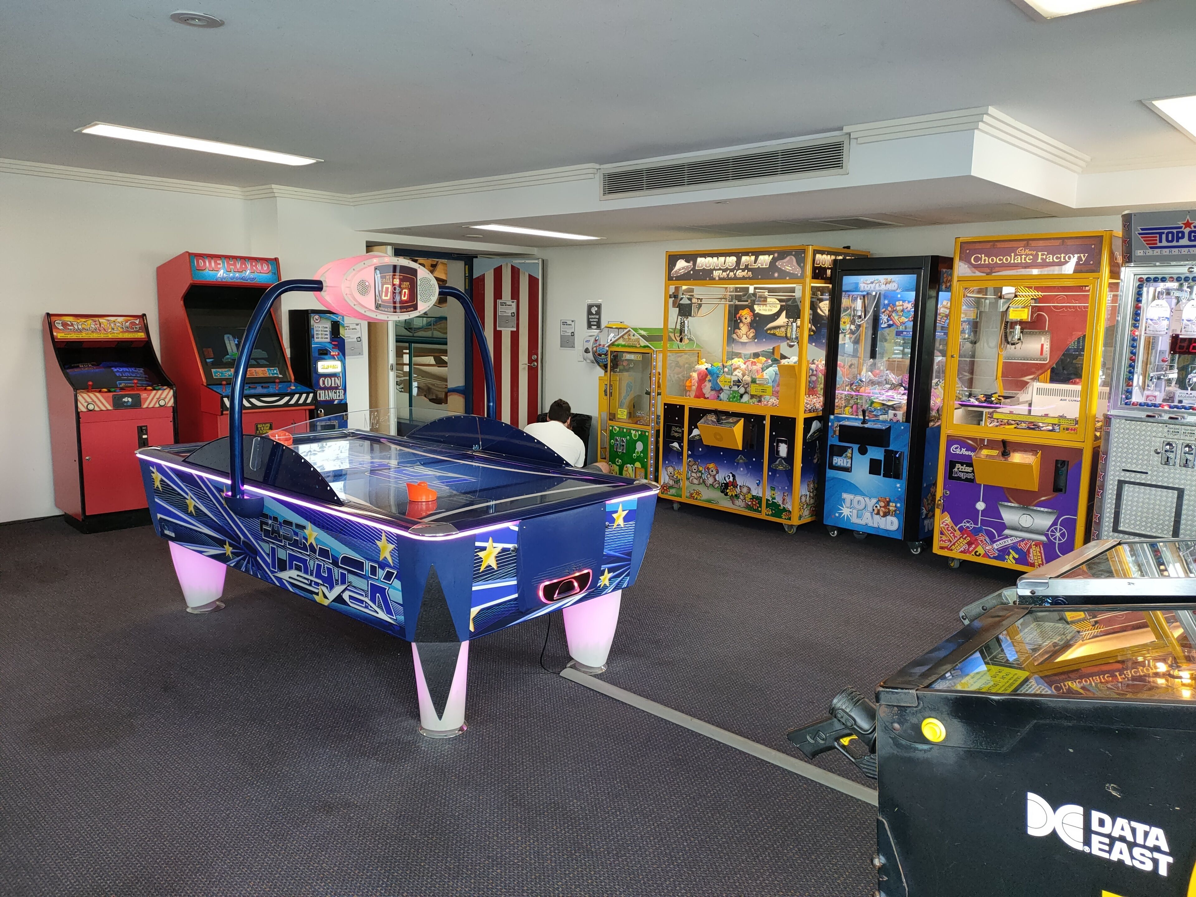 Crown Towers Resort Apartment in Surfers Paradise Very Quiet on North Side — image 22