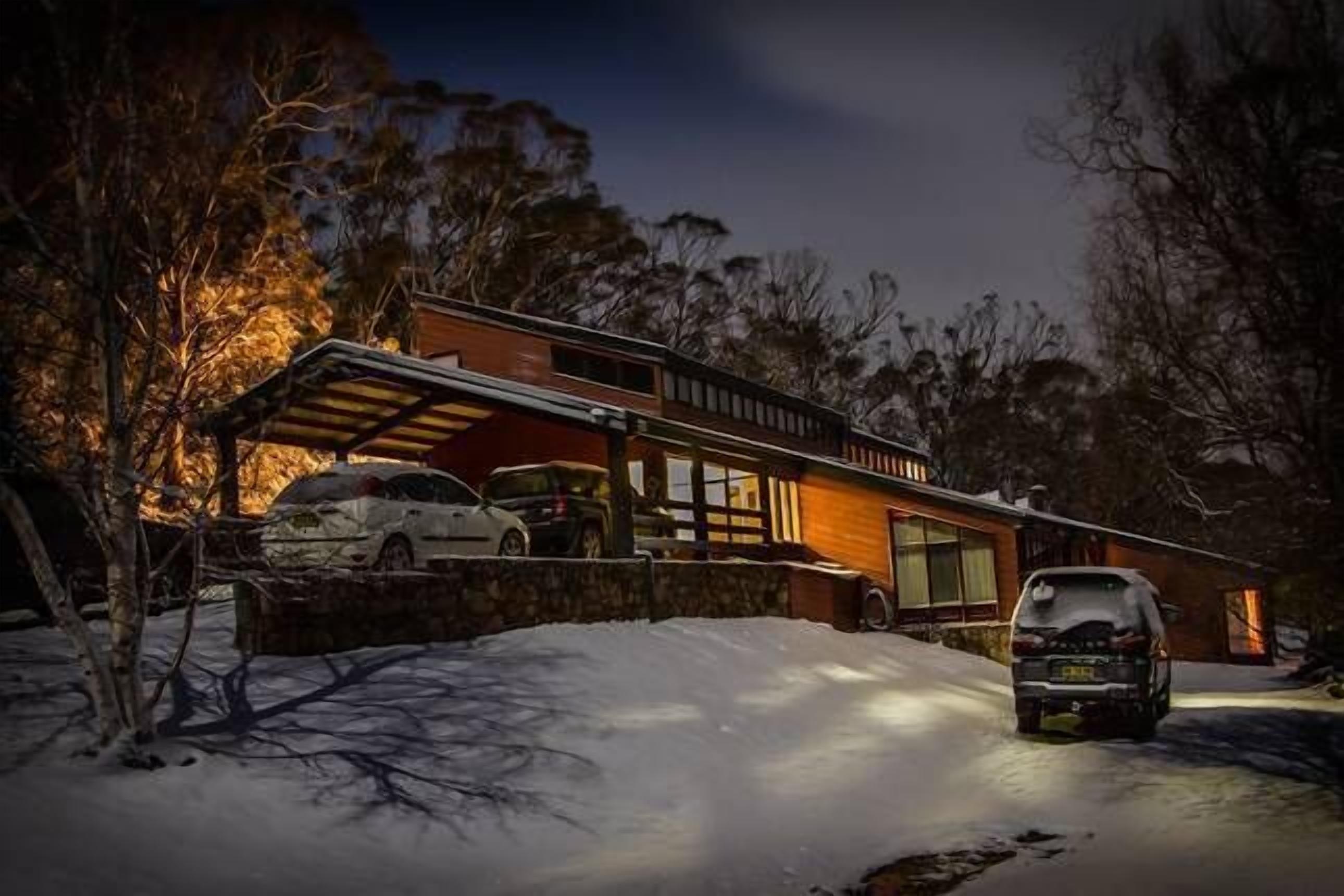 The Treeview Apartment "Nowhere" Thredbo Valley  