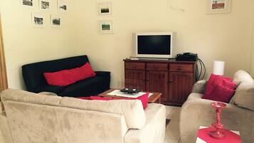 Een smart-tv, een filmbibliotheek en een stereo