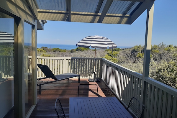 Upper deck