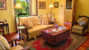 LCD TV, fireplace, DVD player, books