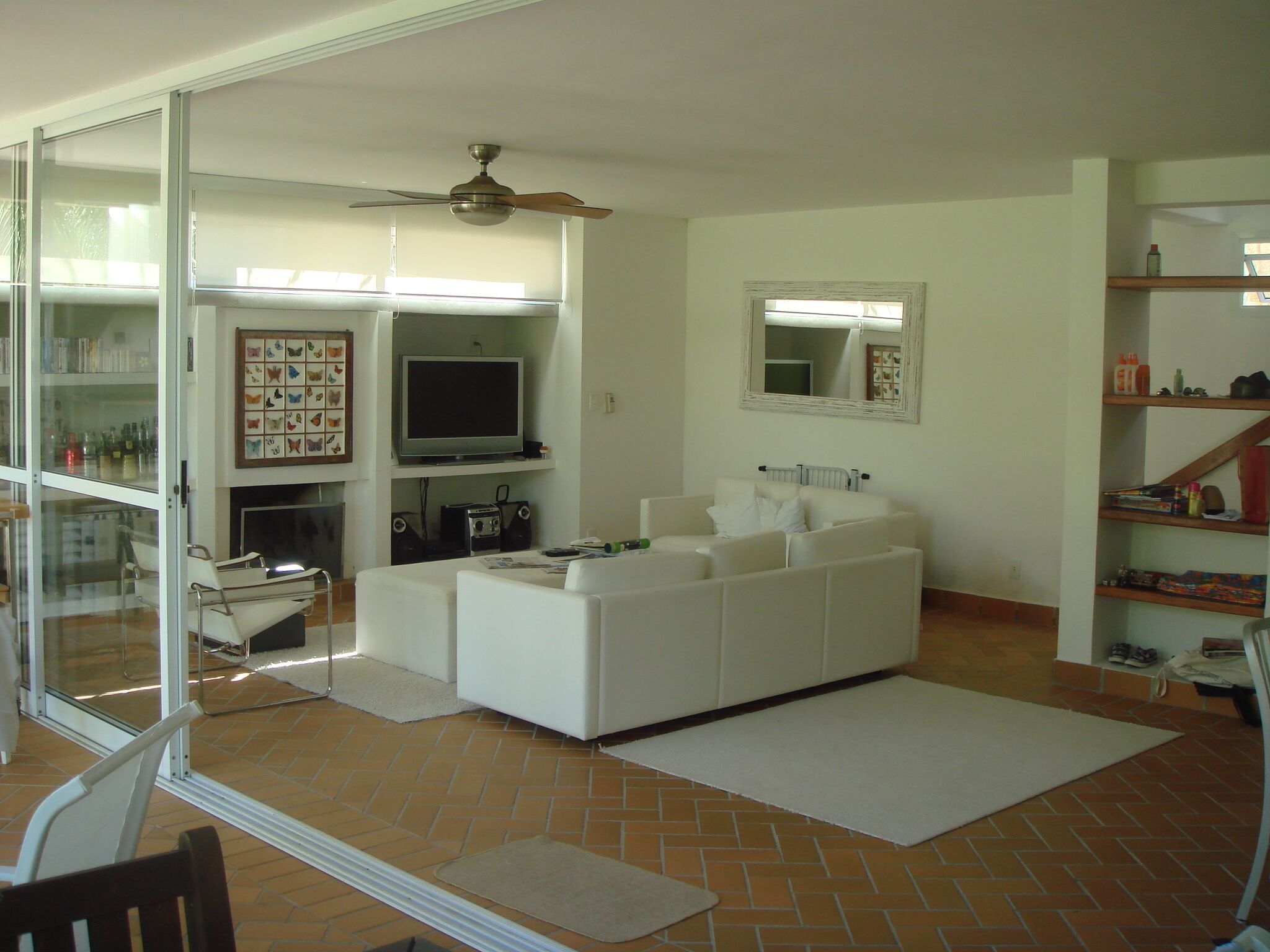 House with 4 suites in a closed foot condominium in the sand - Guaratuba