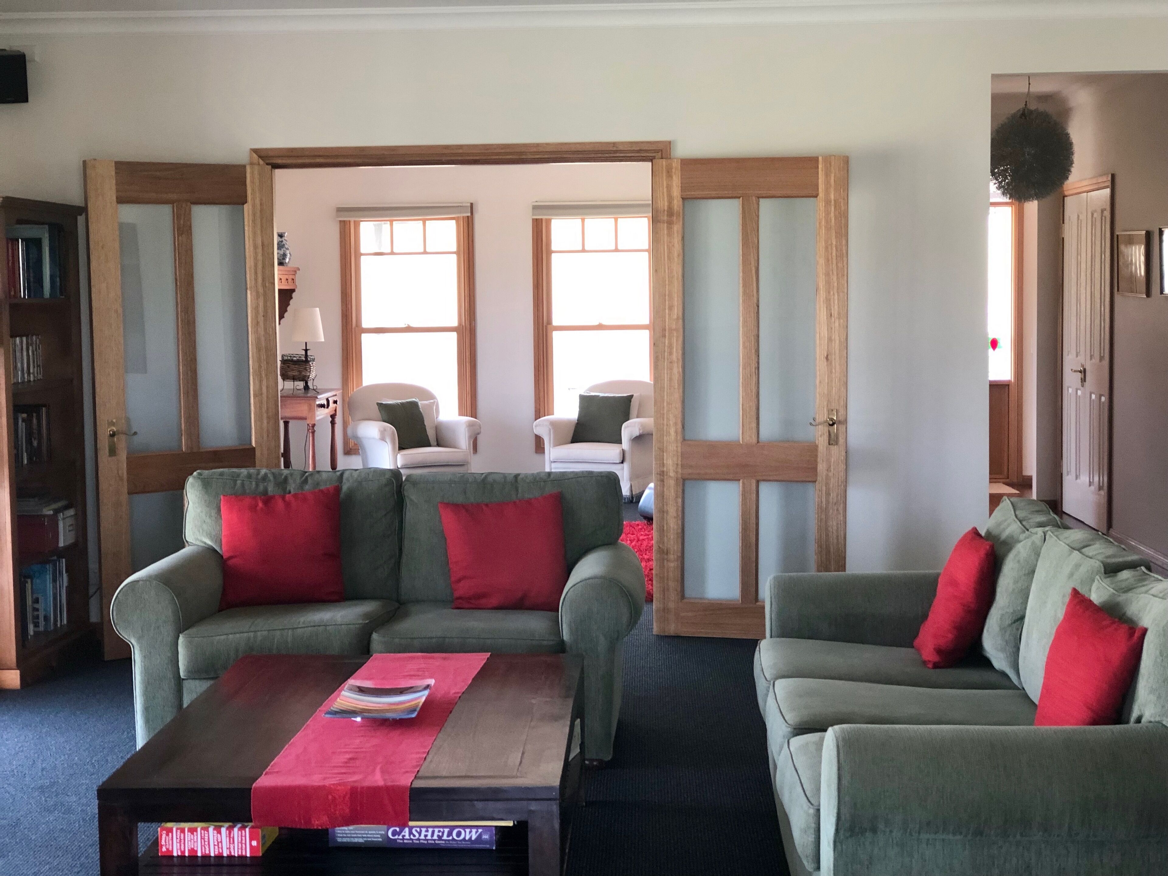 Kinsale Cottage - Beautiful and Stylish — image 15
