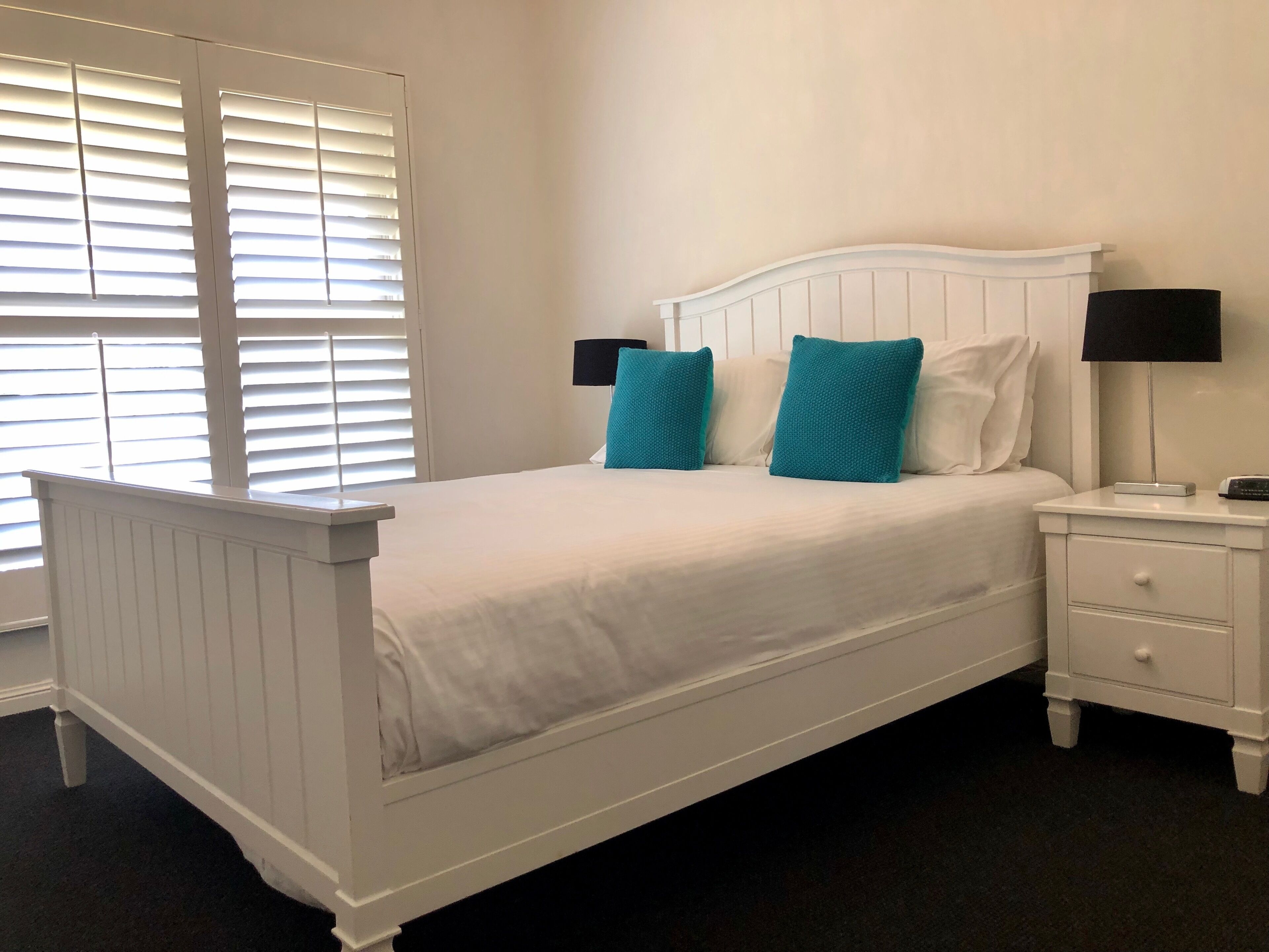 Kinsale Cottage - Beautiful and Stylish — image 13