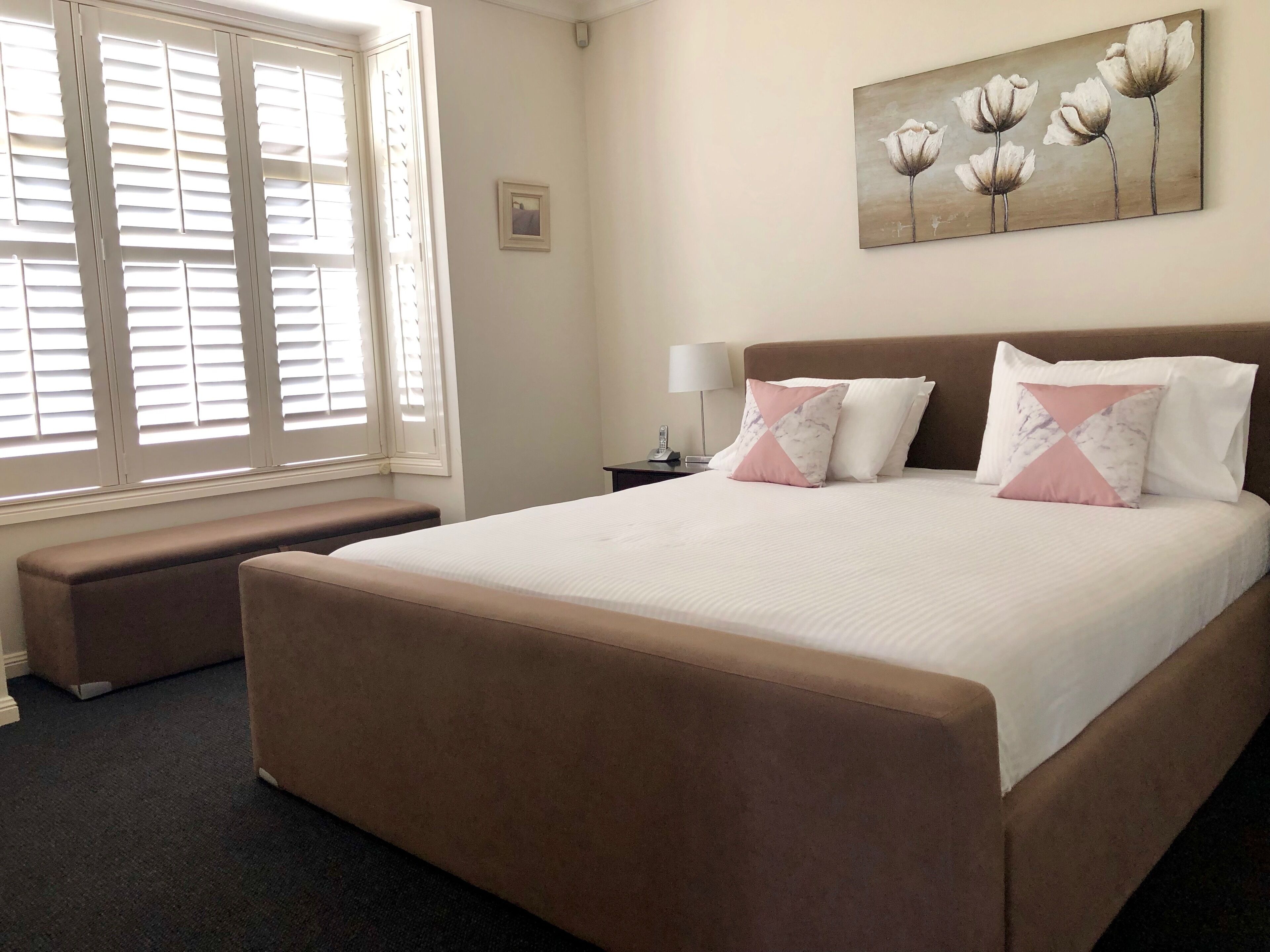 Kinsale Cottage - Beautiful and Stylish — image 6