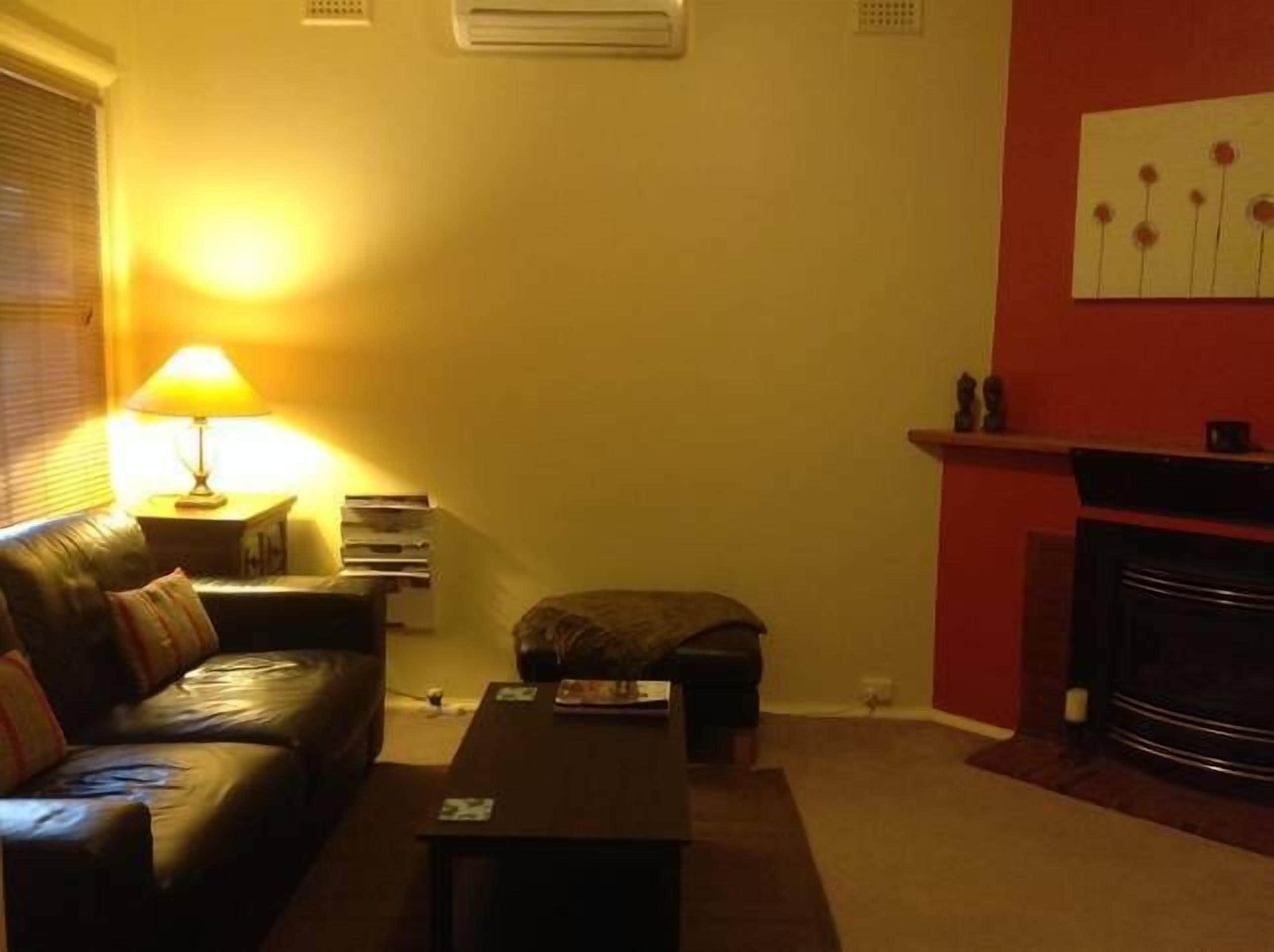 Oats Cottage - Central Hahndorf — image 4