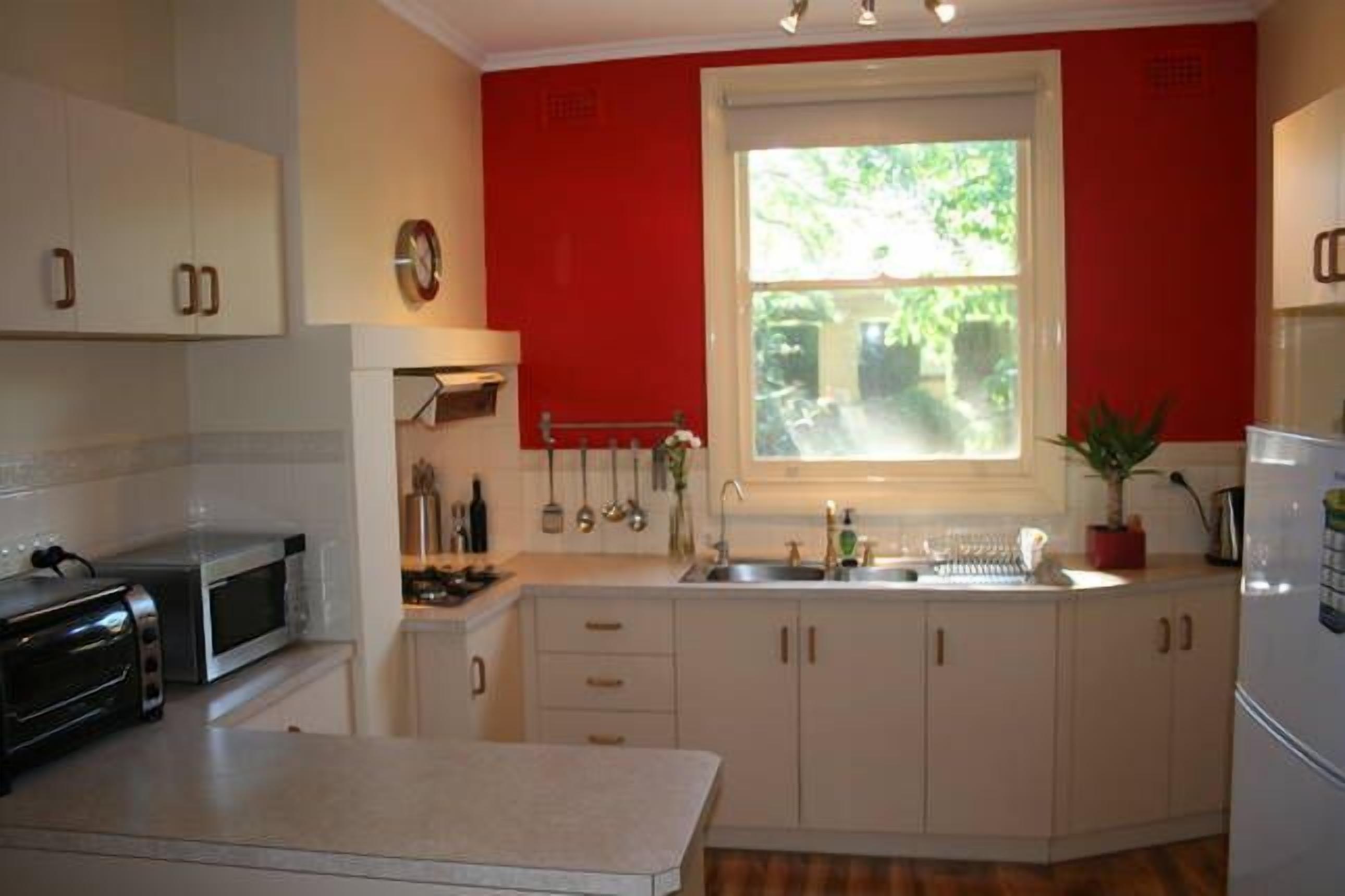 Oats Cottage - Central Hahndorf — image 5