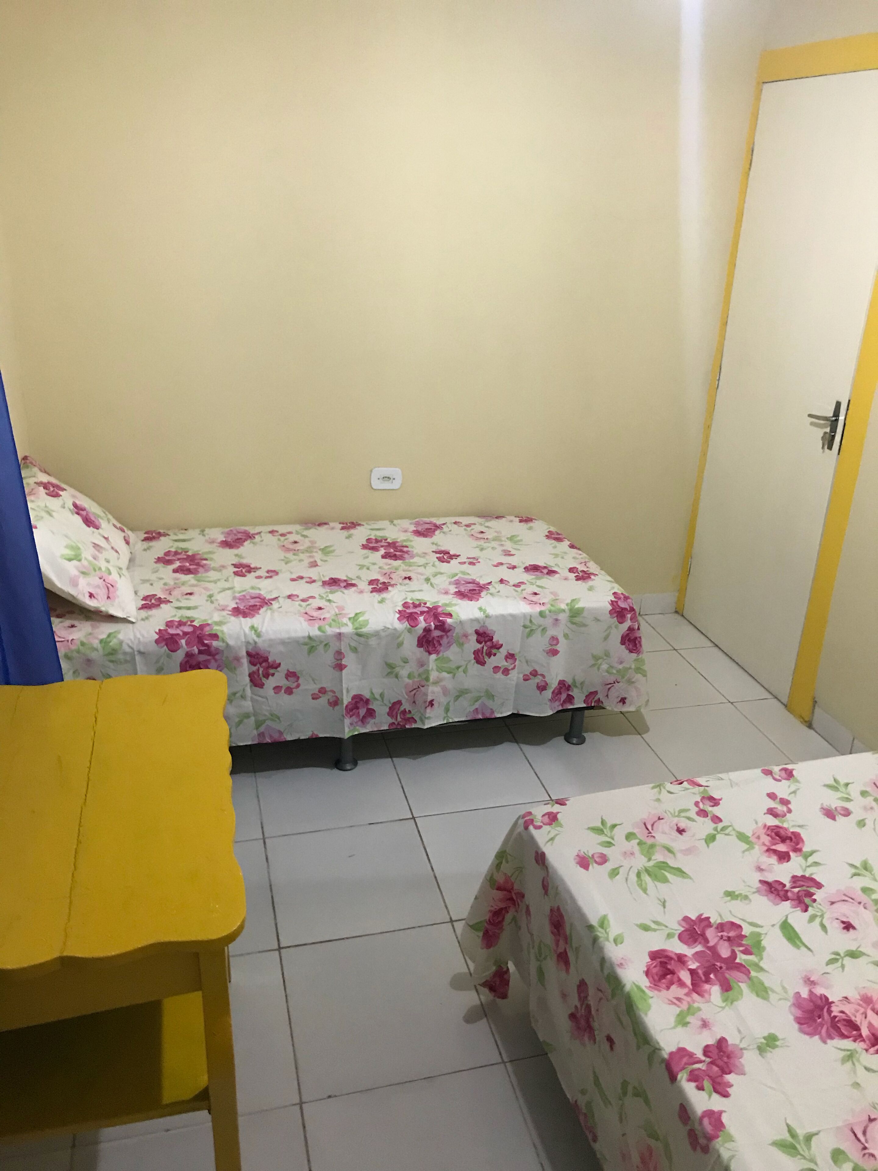 YELLOW HOUSE SÃO MIGUEL DOS MIRACLES