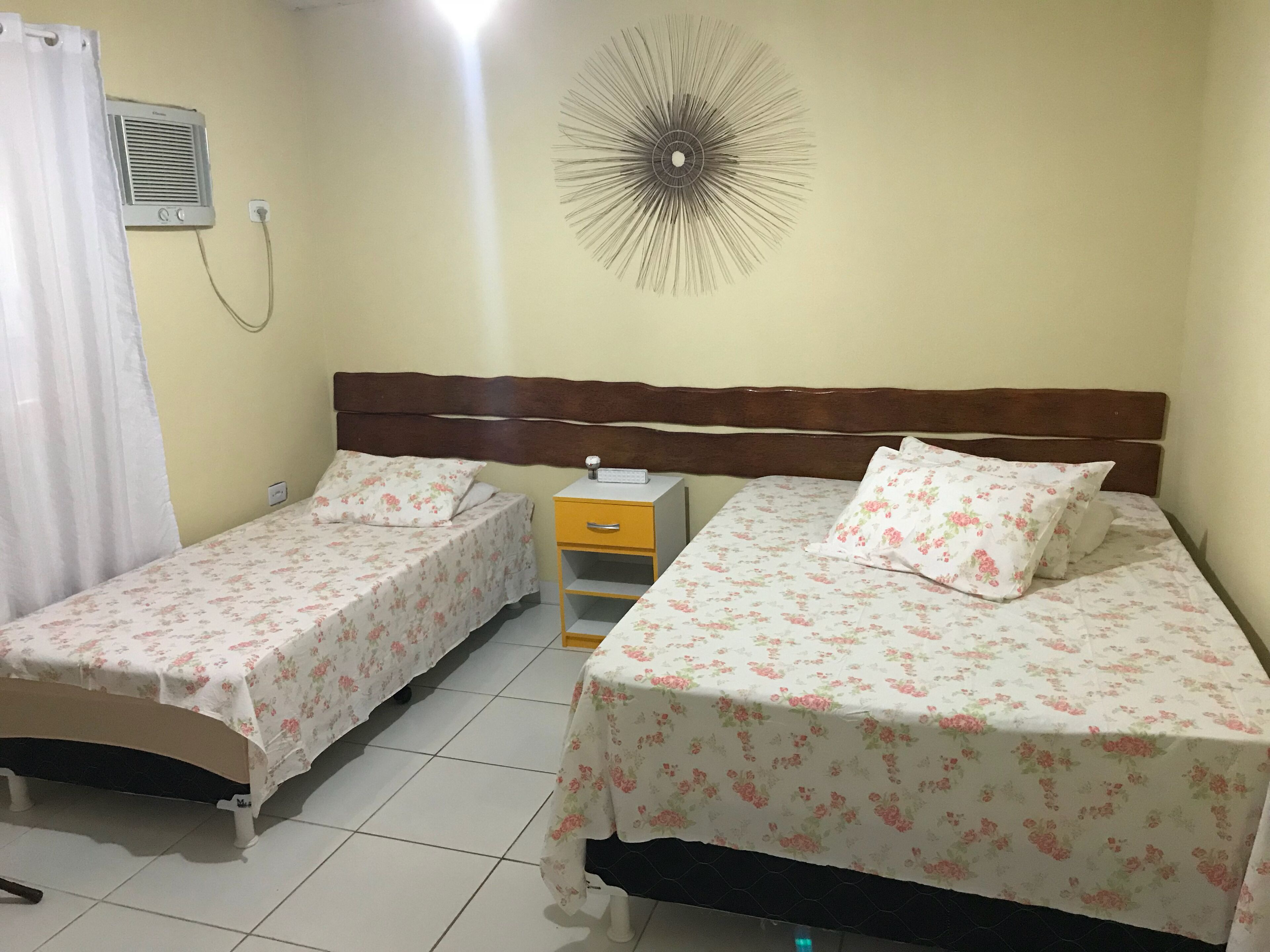 YELLOW HOUSE SÃO MIGUEL DOS MIRACLES