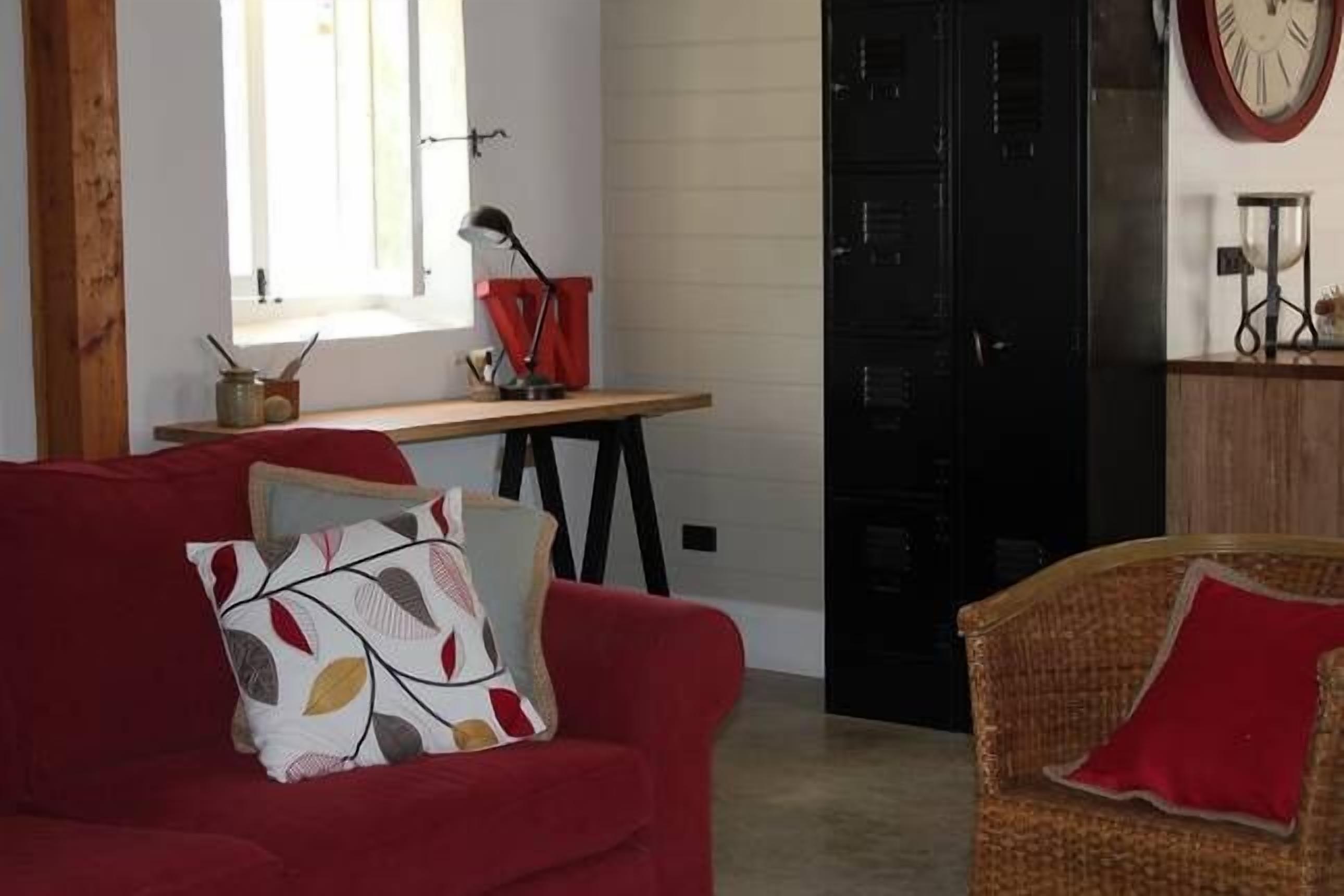 STABLE DOOR in Lara " You Yangs "