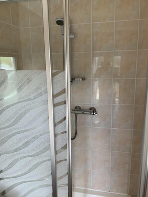 Comfort Double Room, Ensuite (Room 3,4 and 5)