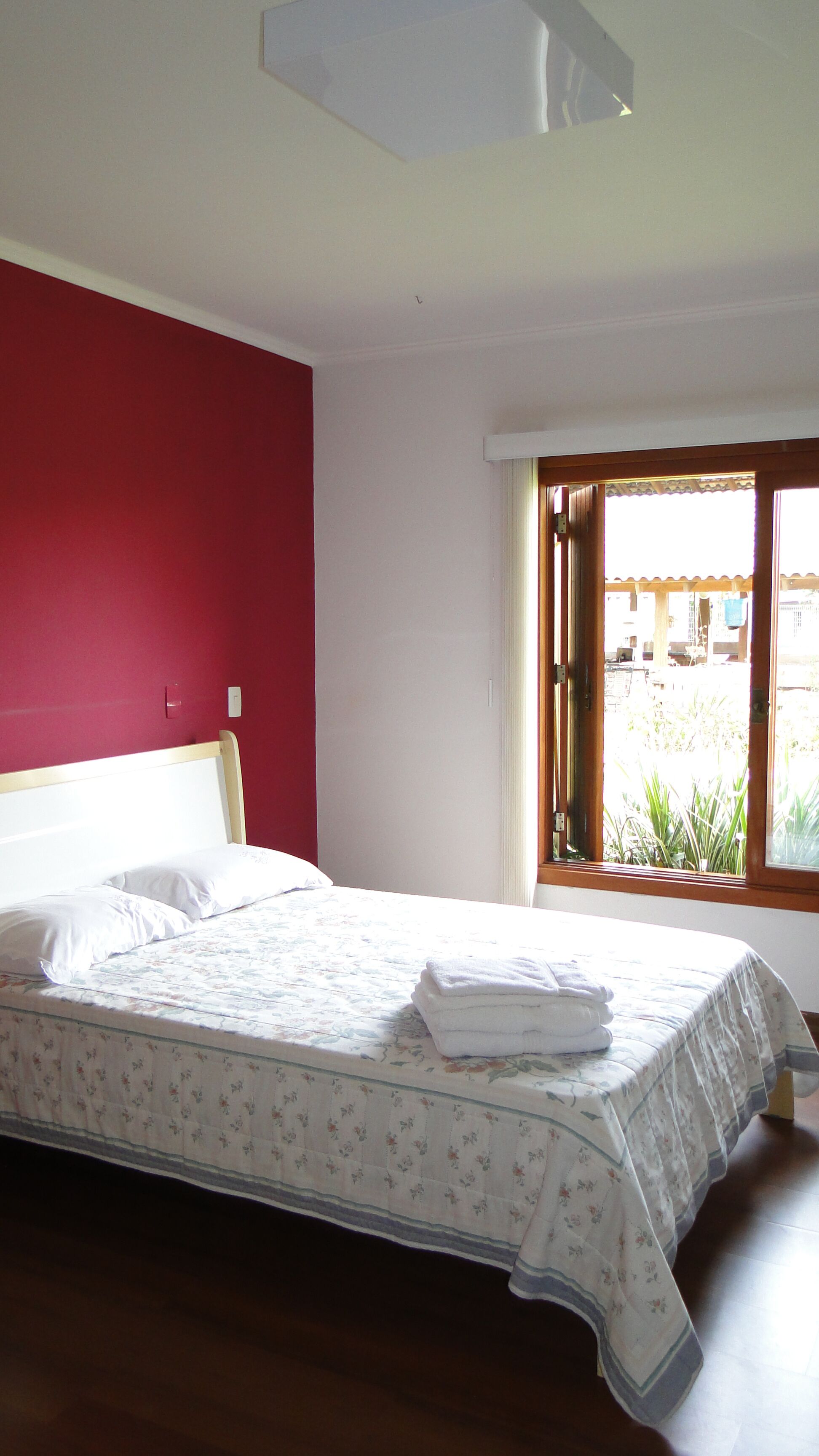 House lawn with 5 suites